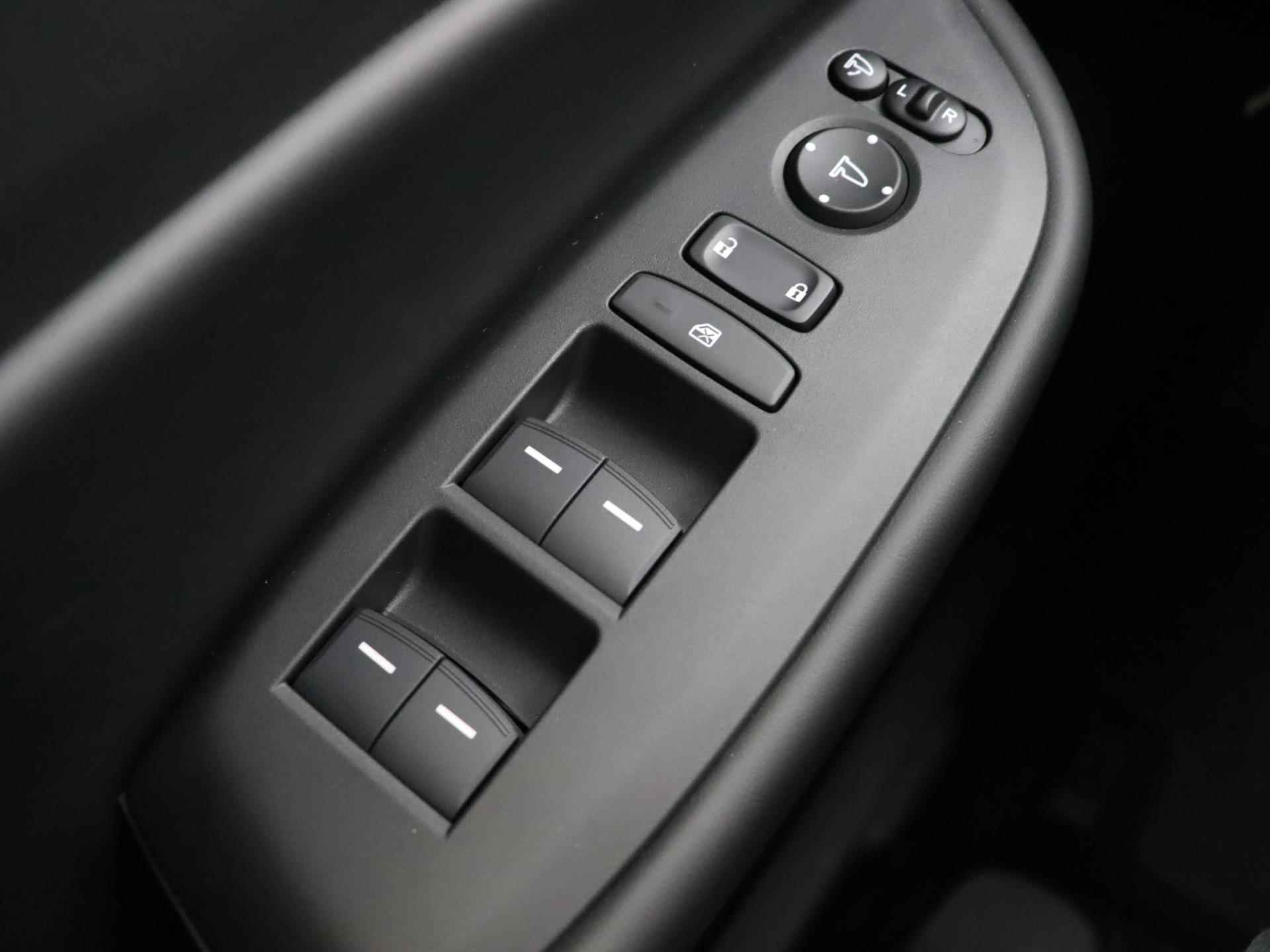 Honda Jazz 1.5 e:HEV Advance Crosstar | Op bestelling! | Facelift | Navigatie | Camera | 16 inch | Parkeersensoren | Blind Sport | - 16/26