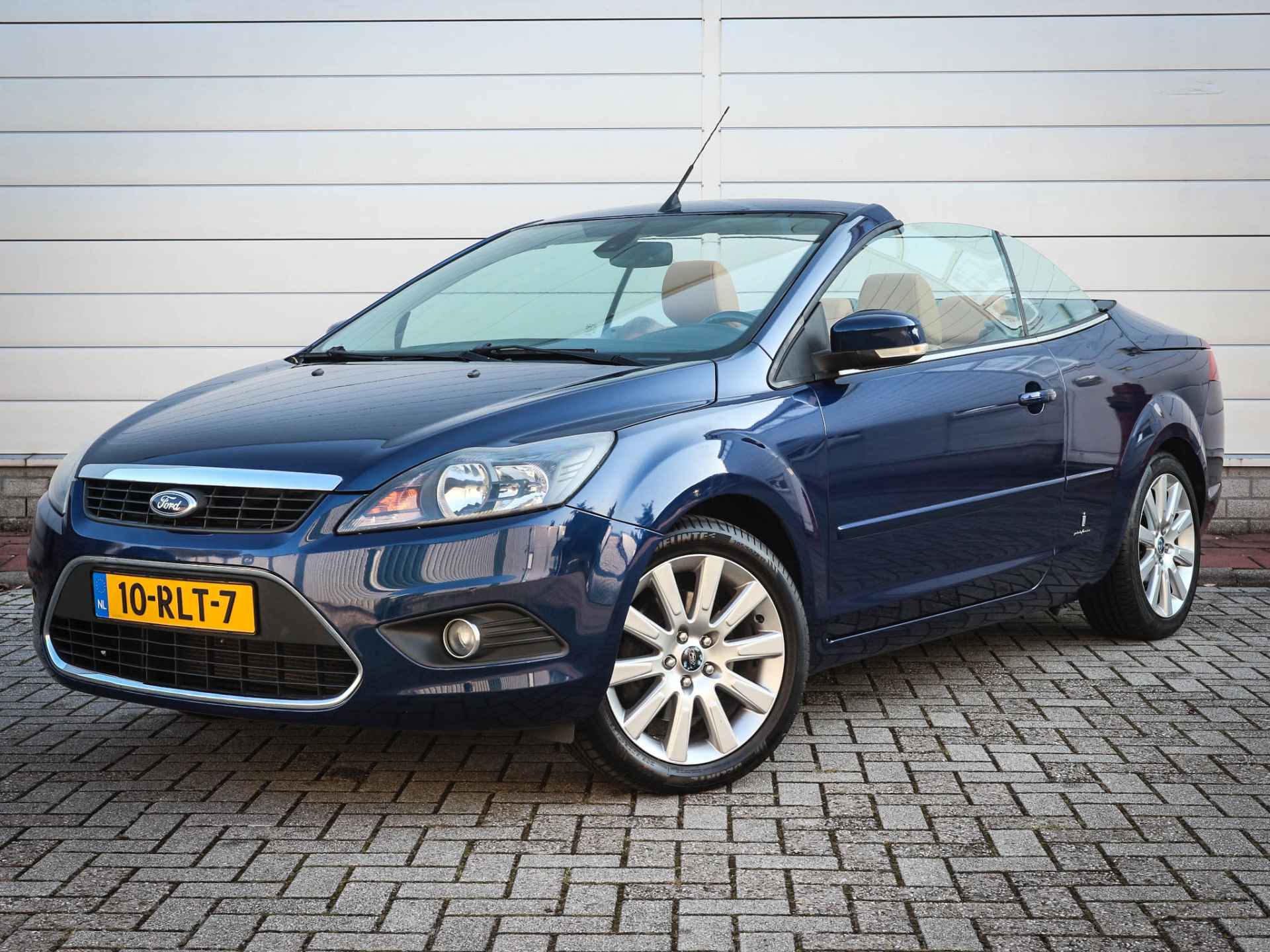 Ford FOCUS Coupe-cabriolet 2.0 Limited | Clima | Cruise | Navi | Leer | 17 Inch | Pdc | Voorruitverwarming | Stoelverwarming - 10/45