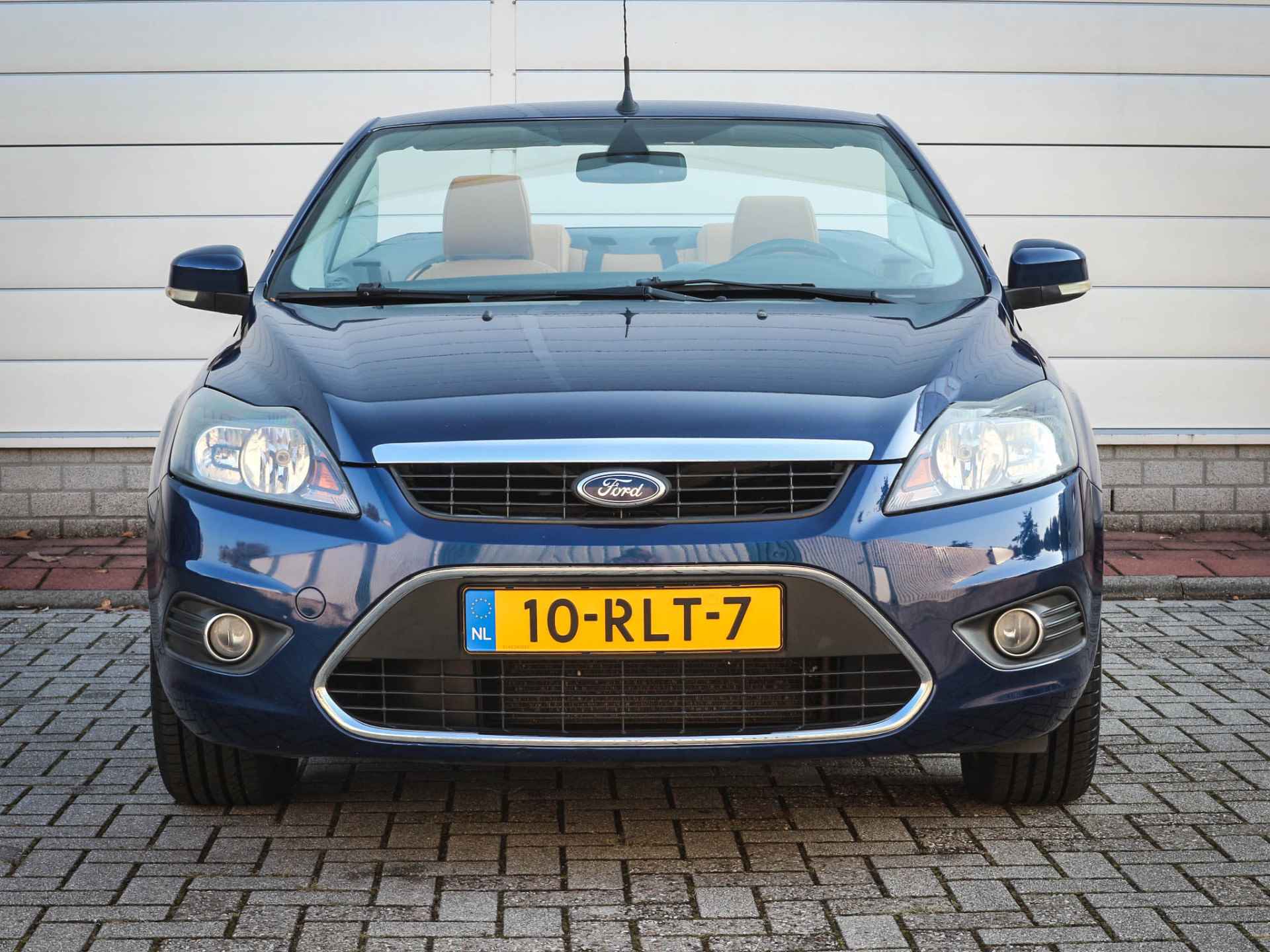 Ford FOCUS Coupe-cabriolet 2.0 Limited | Clima | Cruise | Navi | Leer | 17 Inch | Pdc | Voorruitverwarming | Stoelverwarming - 18/45