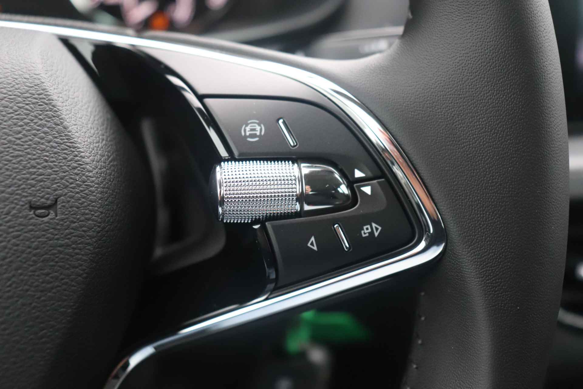Škoda Scala 1.0 TSI 110pk DSG Automaat Ambition | Sunset | Parkeersensoren achter | Apple carplay & Android auto | Cruise control | - 17/28