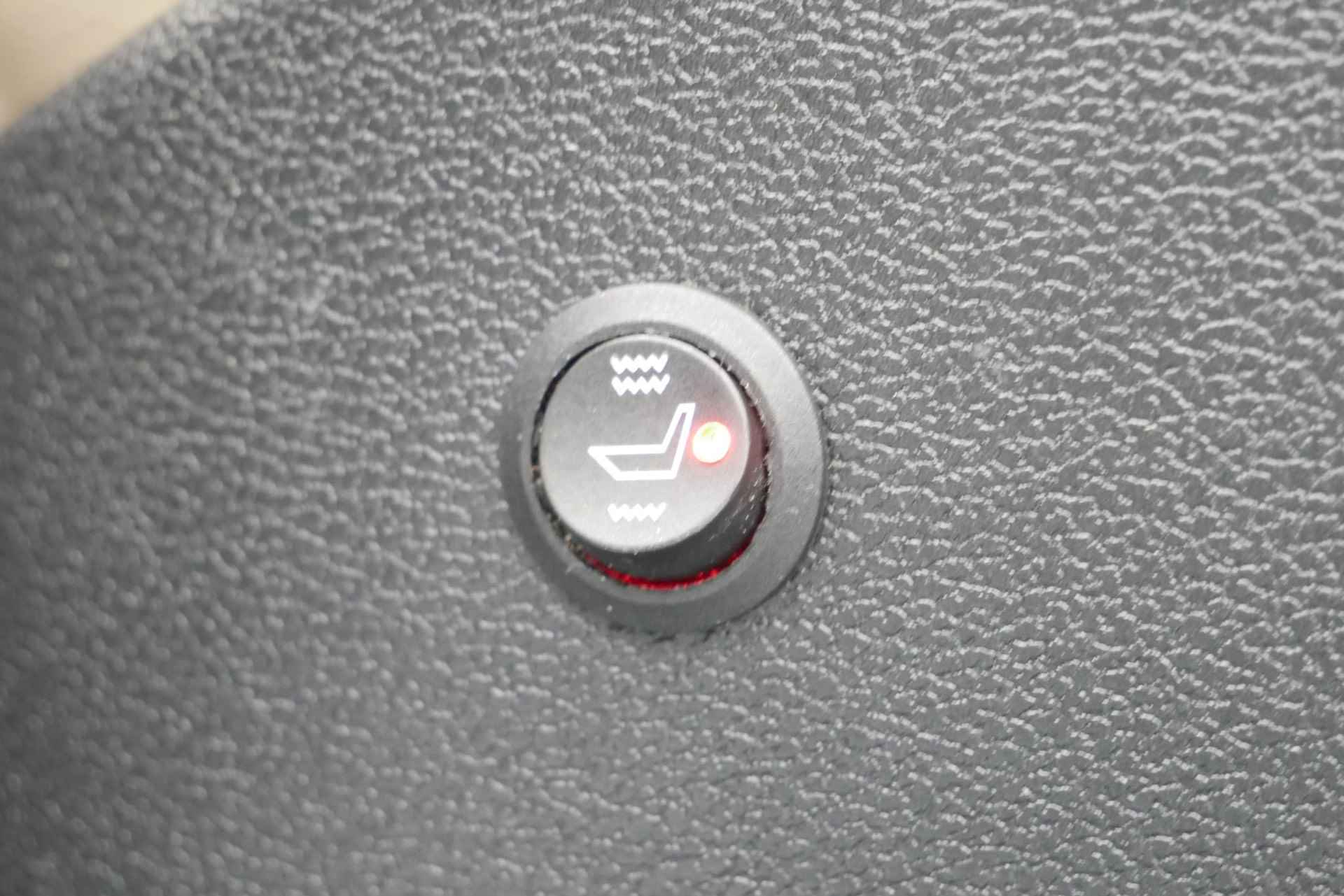 Ford B-Max 1.6 TI-VCT Titanium *Automaat*Navigatie+Camera*Climate*Leder Bekleding*Parc Assist*ETC.. - 36/39