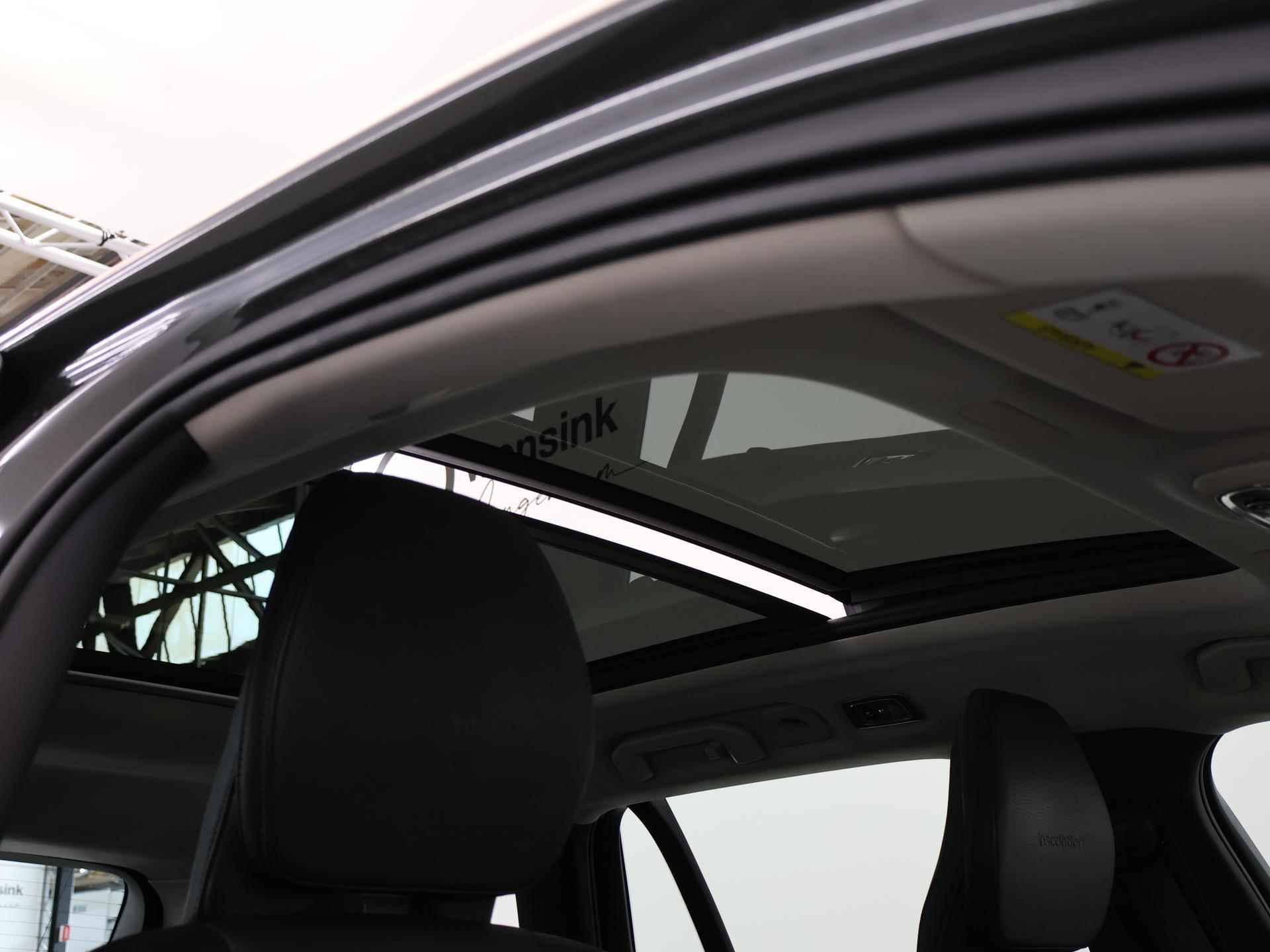 Volvo V60 2.0 T6 AWD Inscription | Panoramadak | Navigatie | Adaptief Cruise Control | Parkeercamera | Climate Control | Stoelverwarming | - 29/41