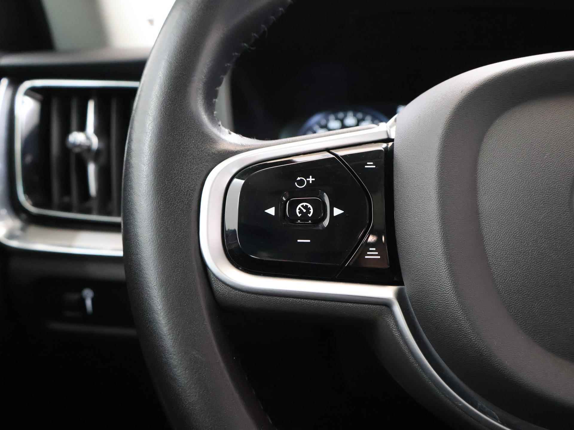Volvo V60 2.0 T6 AWD Inscription | Panoramadak | Navigatie | Adaptief Cruise Control | Parkeercamera | Climate Control | Stoelverwarming | - 32/41