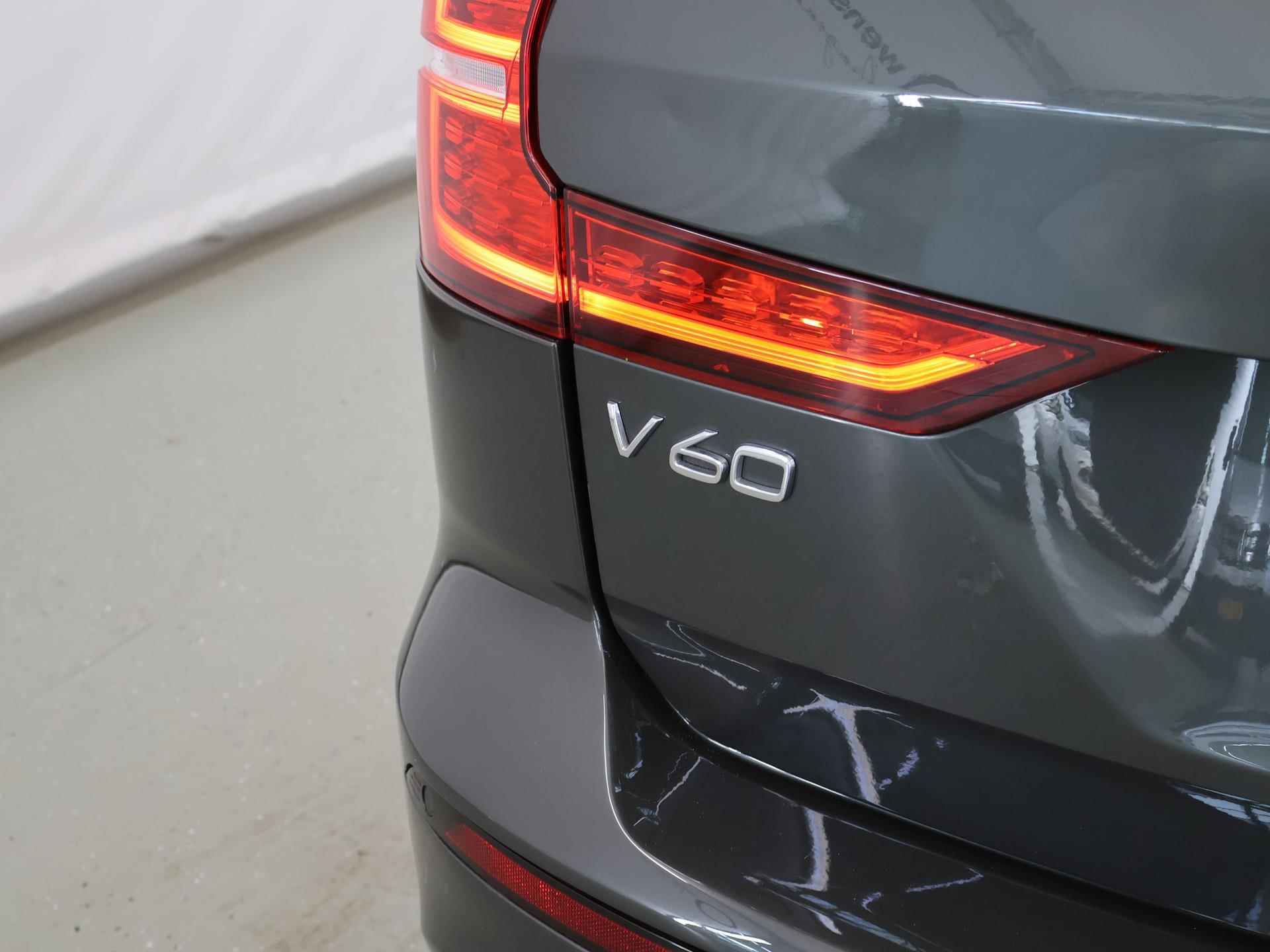 Volvo V60 2.0 T6 AWD Inscription | Panoramadak | Navigatie | Adaptief Cruise Control | Parkeercamera | Climate Control | Stoelverwarming | - 38/41
