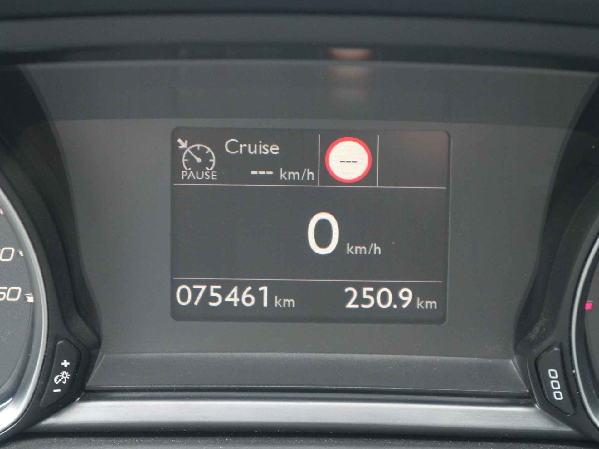Peugeot 308 SW 1.2 110pk Blue Lease Executive Apple Carplay | Navigatie | Cruise Control Stoelverwarming - 24/42