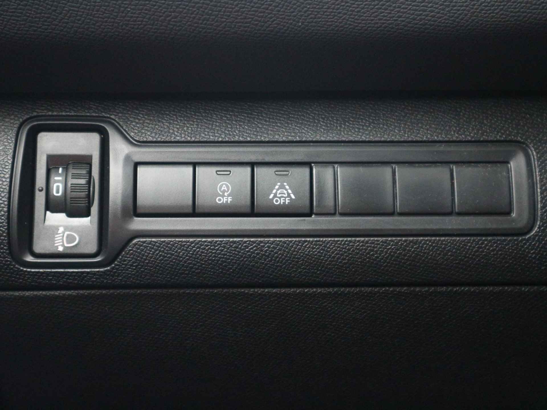 Peugeot 308 SW 1.2 110pk Blue Lease Executive Apple Carplay | Navigatie | Cruise Control Stoelverwarming - 34/42