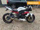 TRIUMPH Street Triple 675 R