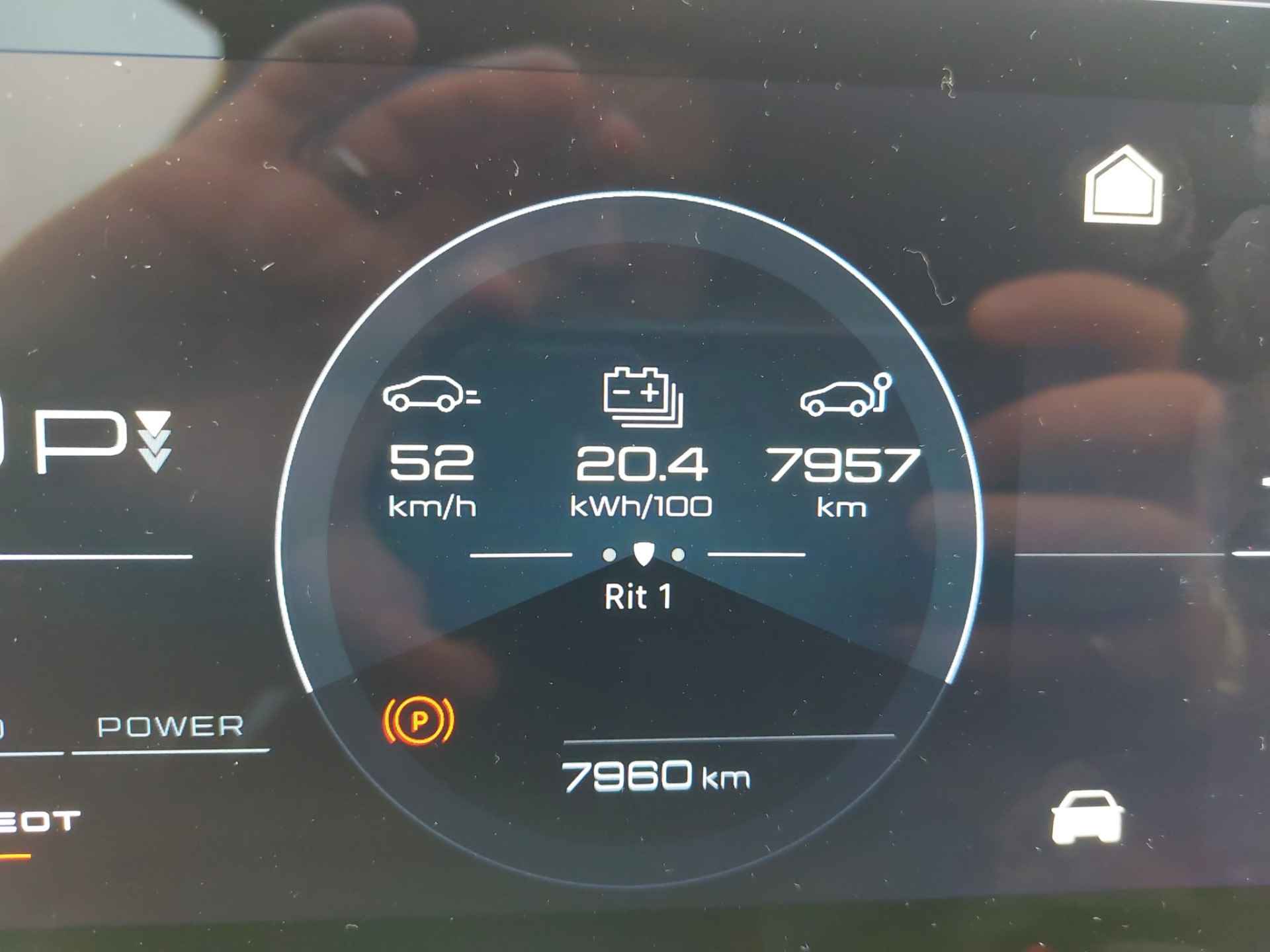 Peugeot E-5008 GT Avantage 73 kWh Demo, vraag naar de beschikbaarheid - 11/21