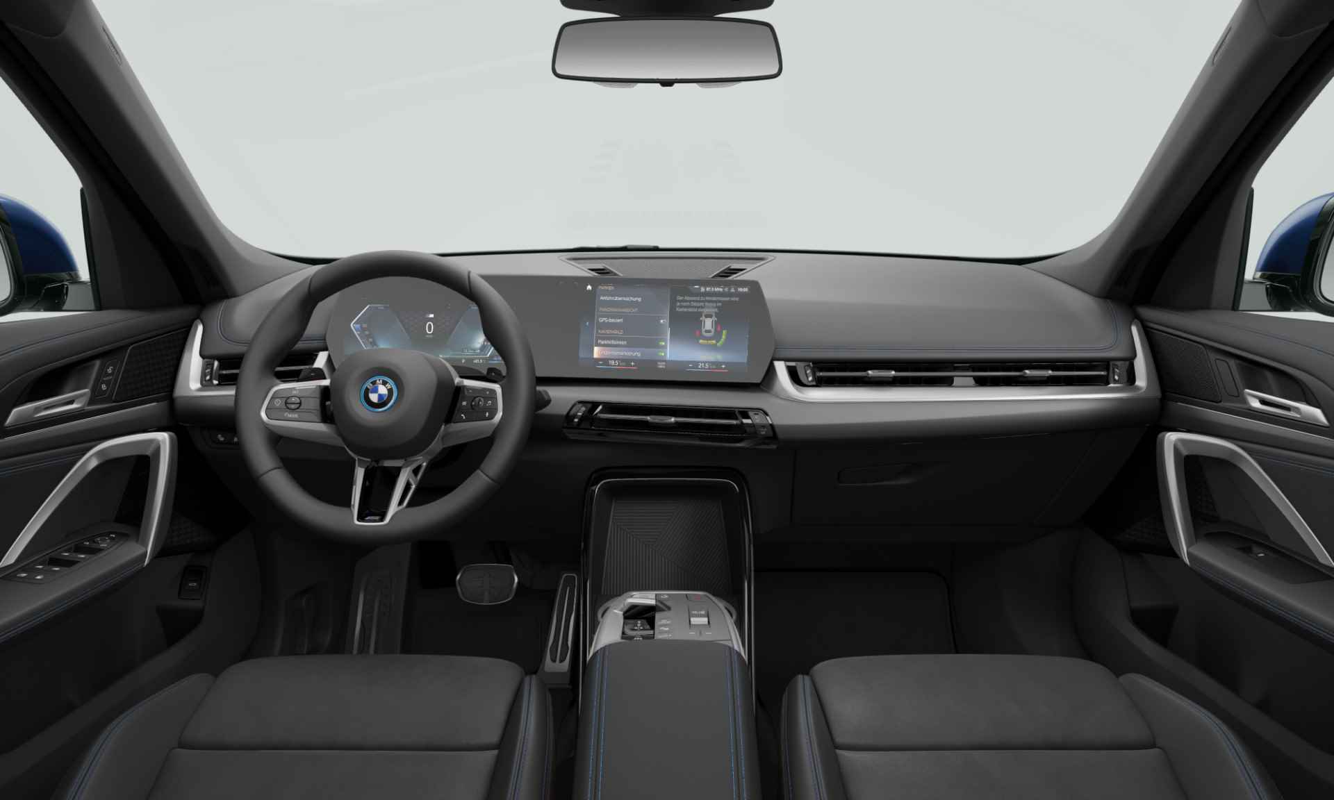 BMW X1 25e xDrive | M-Sport | 18'' | Panoramadak | Camera | Getint glas | M Adaptief Onderstel | DAB - 3/4