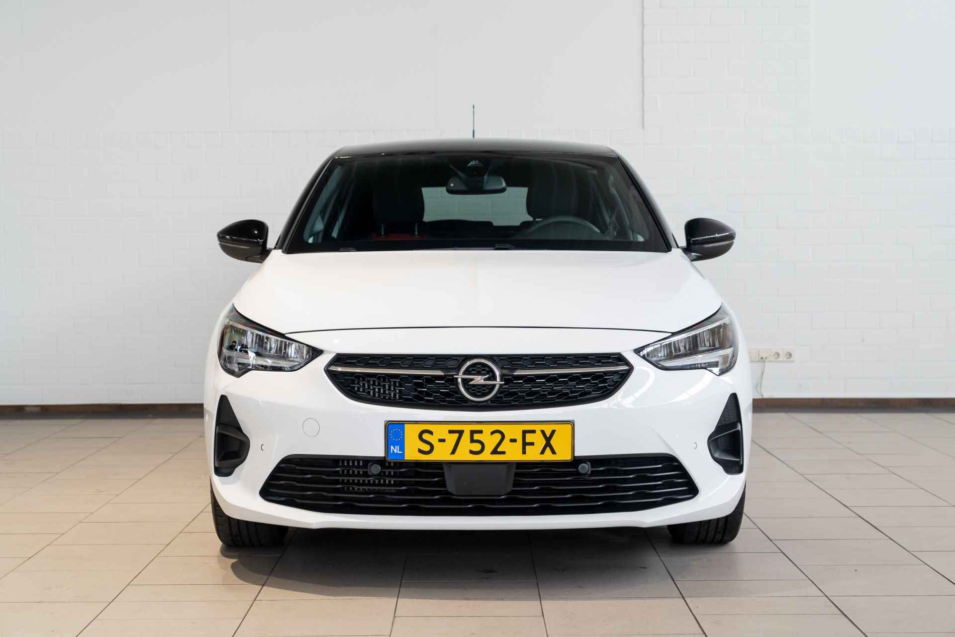 Opel Corsa 1.2 Turbo 100 PK GS Line | Apple Carplay & Android Auto | Camera | Parkeersensoren | Donker Glas | Dealer Onderhouden | - 2/33