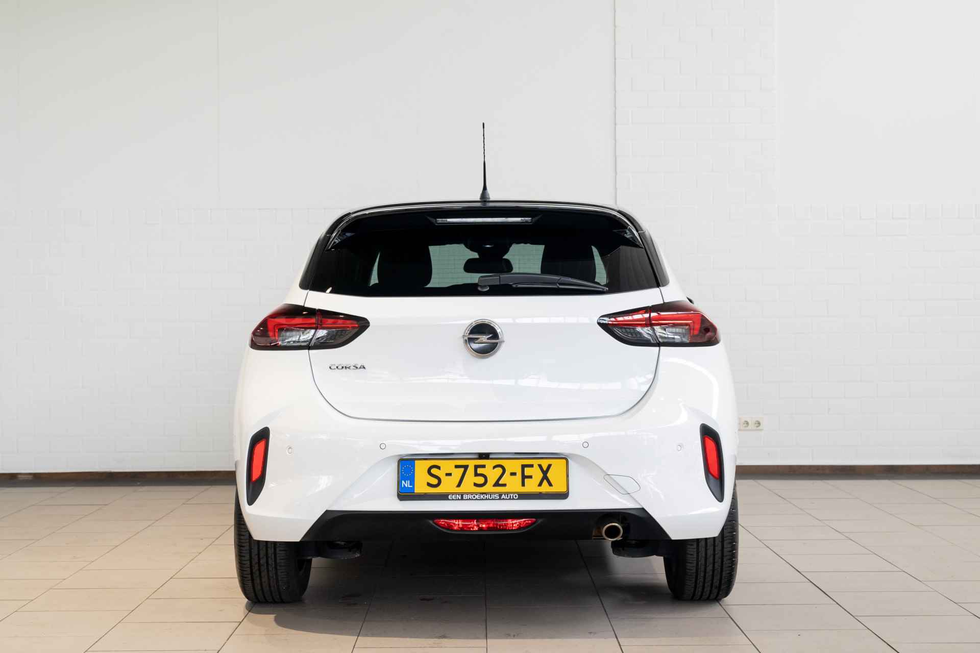 Opel Corsa 1.2 Turbo 100 PK GS Line | Apple Carplay & Android Auto | Camera | Parkeersensoren | Donker Glas | Dealer Onderhouden | - 7/33