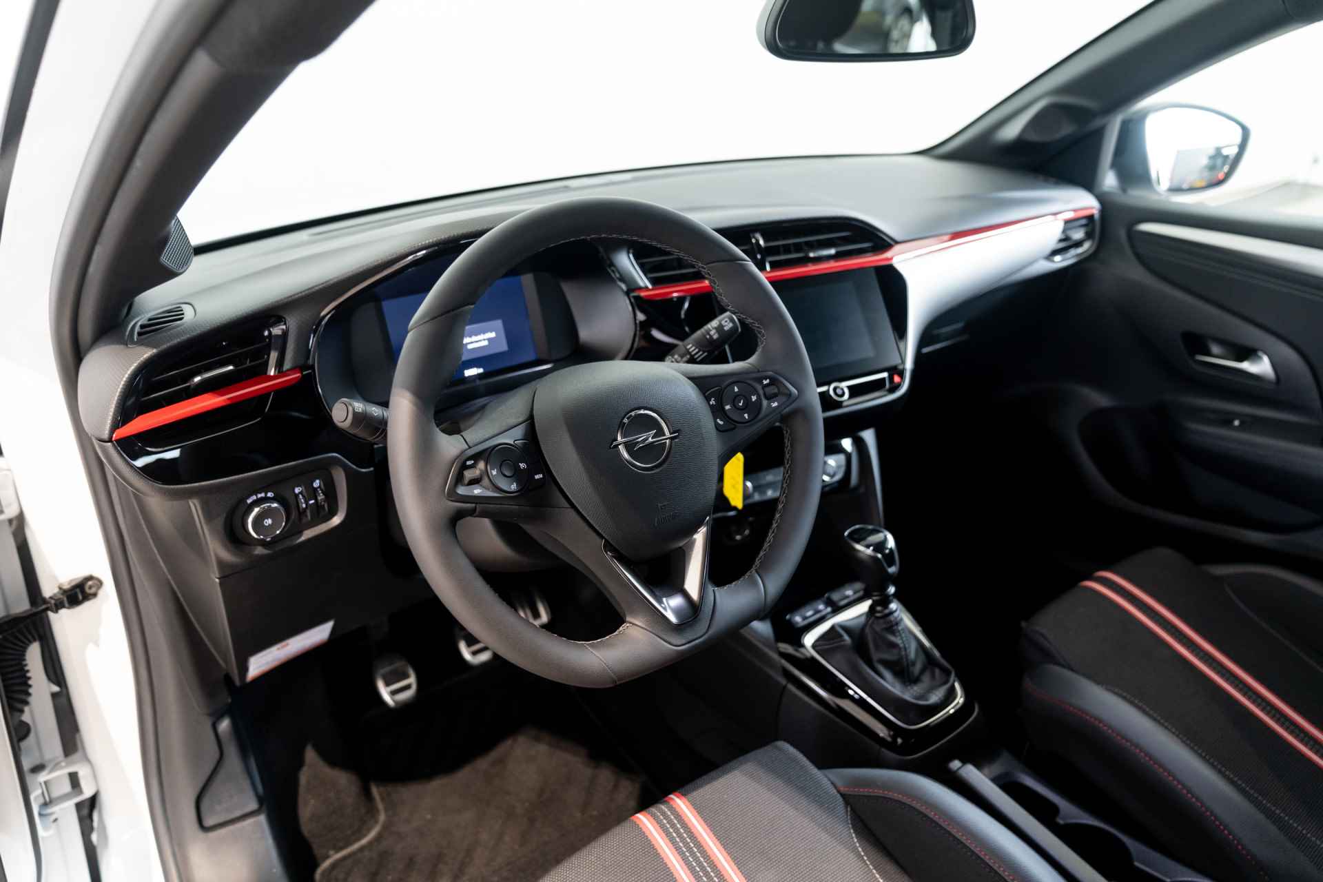 Opel Corsa 1.2 Turbo 100 PK GS Line | Apple Carplay & Android Auto | Camera | Parkeersensoren | Donker Glas | Dealer Onderhouden | - 13/33