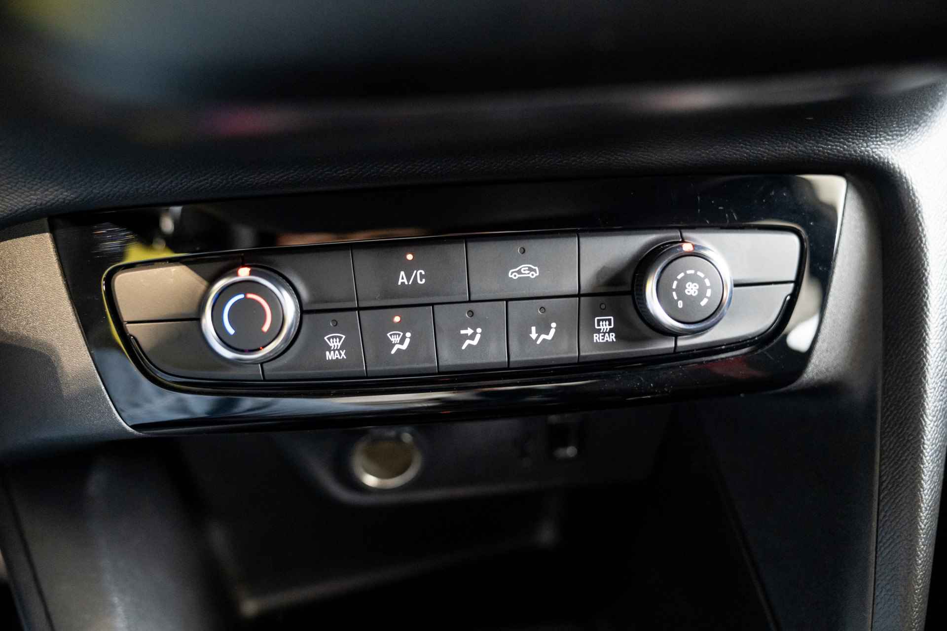 Opel Corsa 1.2 Turbo 100 PK GS Line | Apple Carplay & Android Auto | Camera | Parkeersensoren | Donker Glas | Dealer Onderhouden | - 25/33