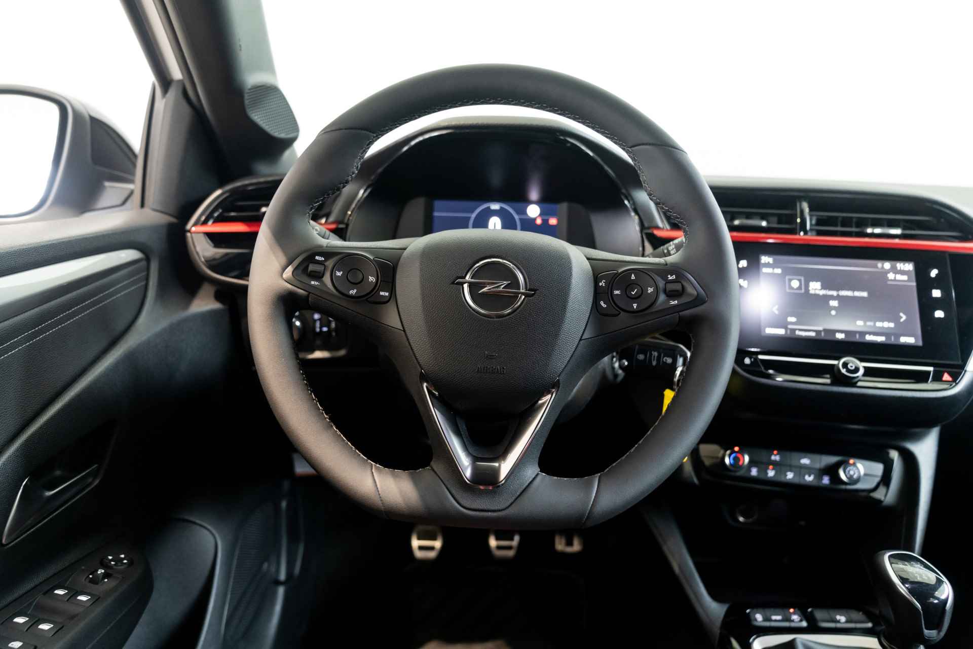 Opel Corsa 1.2 Turbo 100 PK GS Line | Apple Carplay & Android Auto | Camera | Parkeersensoren | Donker Glas | Dealer Onderhouden | - 32/33