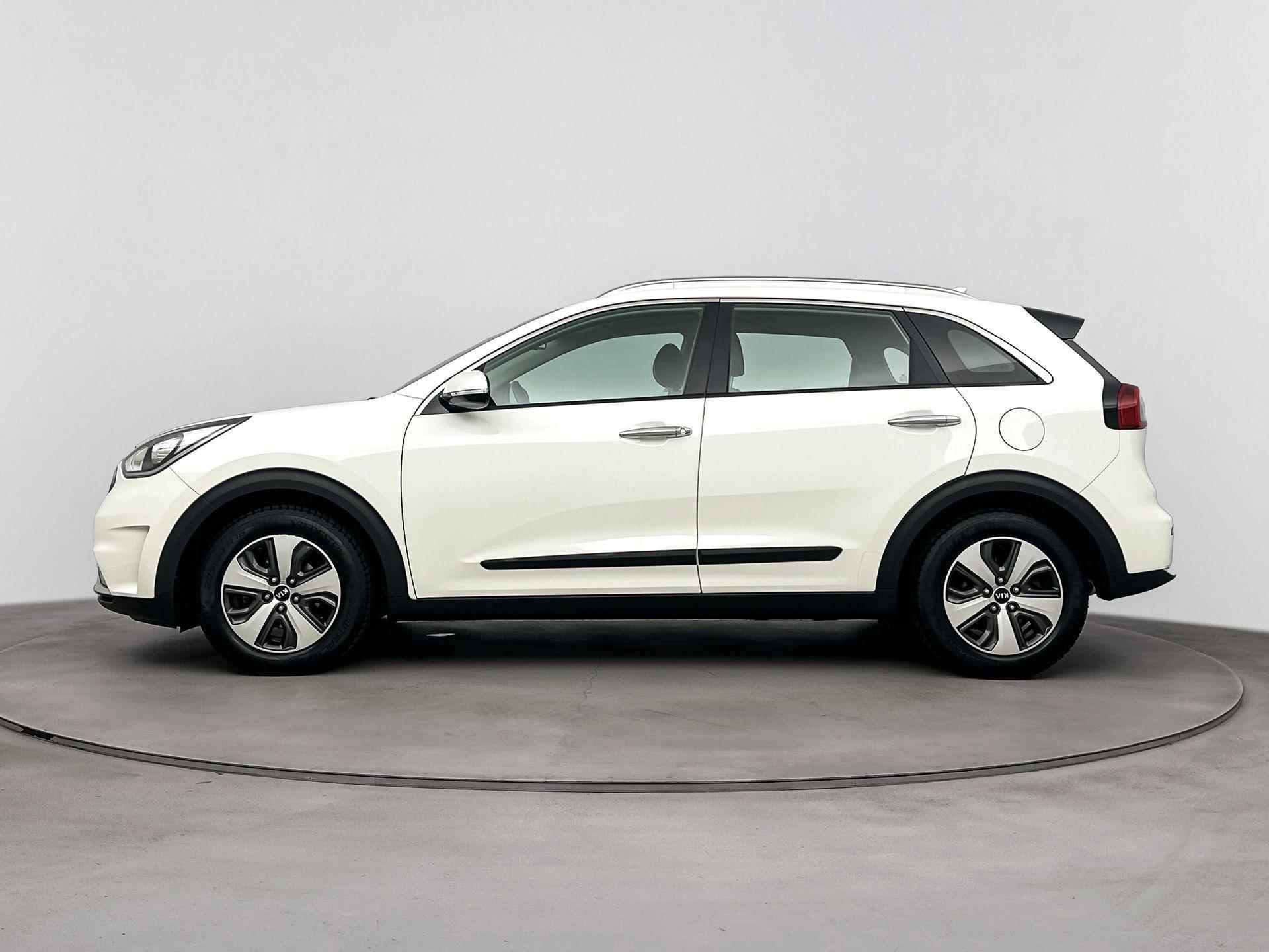 Kia Niro 1.6 GDi Hybrid First Edition | Navigatie | Camera | Climate control - 4/32