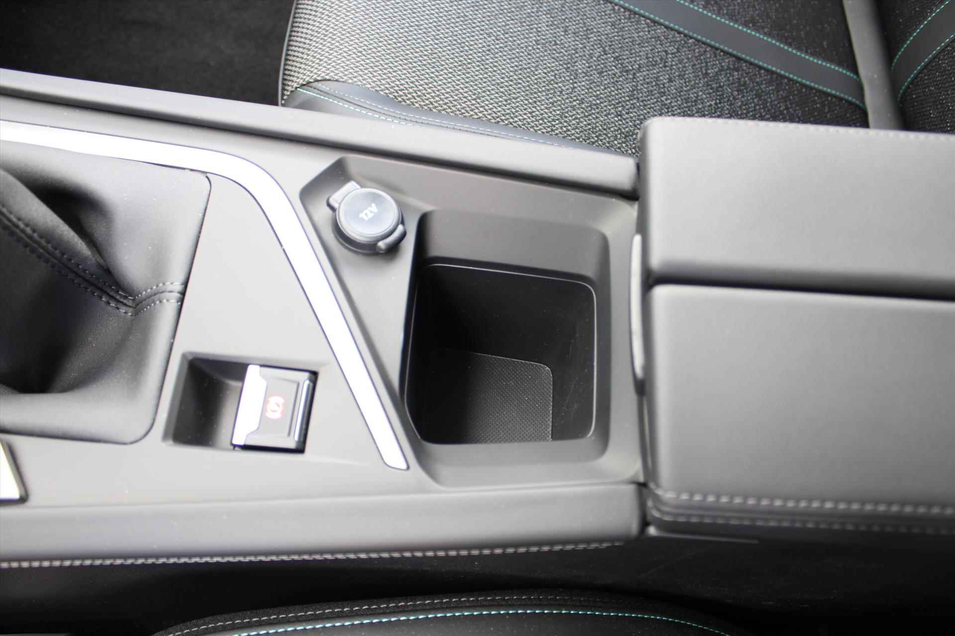 Peugeot 308 Sw 1.2 Puretech 130pk Allure Pack Business | Navi | CarPlay draadloos | Camera + Sensoren | Adaptive Cruise | - 26/42