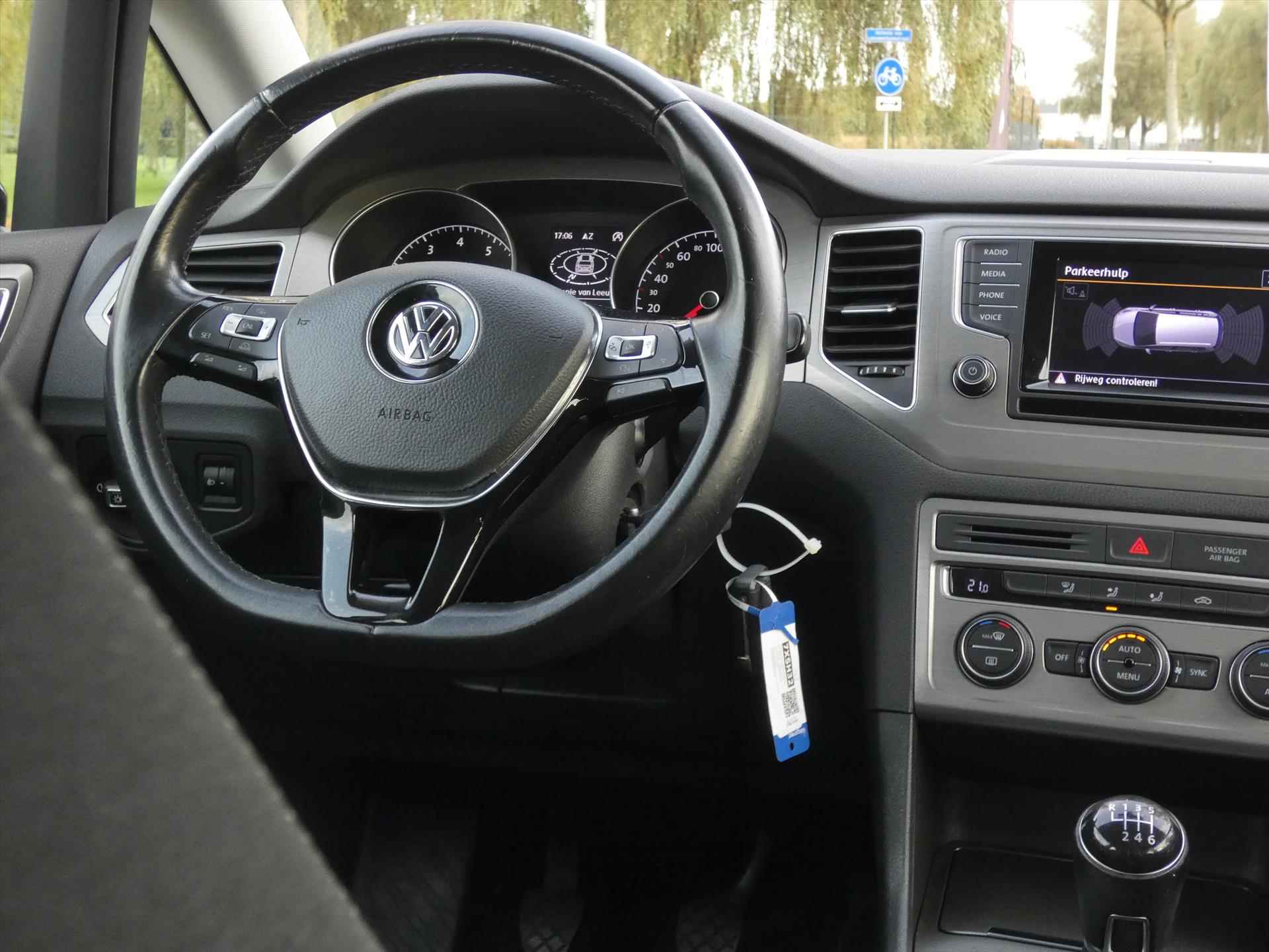 VOLKSWAGEN Golf Sportsvan 1.2 TSI 110PK Comfortline Executive | Navigatie | 2x Pdc | 1e eigenaar | - 5/38