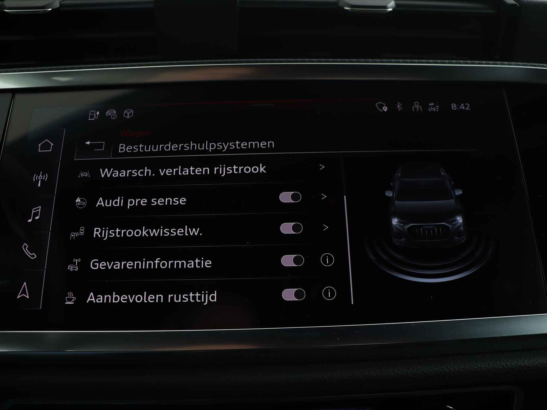 Audi Q3 45 TFSI e 245 PK S edition | S-Line | Matrix LED | Camera | Navigatie | Stoelverwarming | 18" | - 46/52