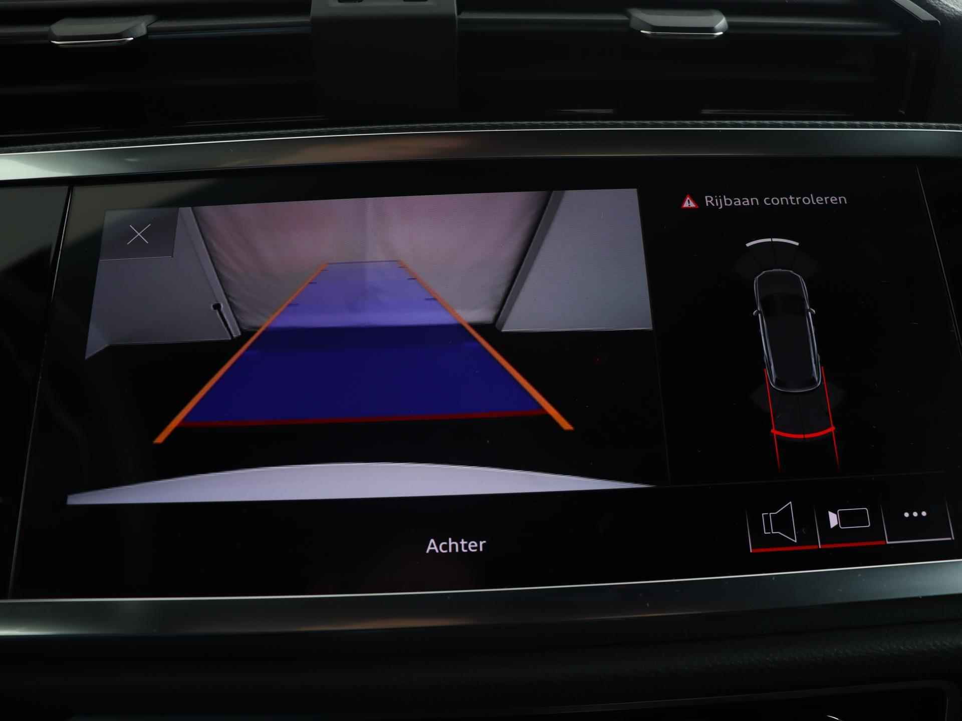 Audi Q3 45 TFSI e 245 PK S edition | S-Line | Matrix LED | Camera | Navigatie | Stoelverwarming | 18" | - 47/52