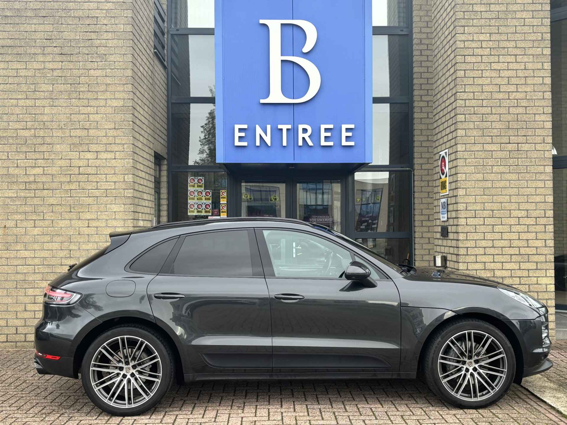 Porsche Macan 3.0 S 354 PK-PANORAMA-LUCHTVERING-STOELEN 14 VOUDIG-SURROUND VIEW-ACC-TREKHAAK-ZEER COMPLEET - 4/29