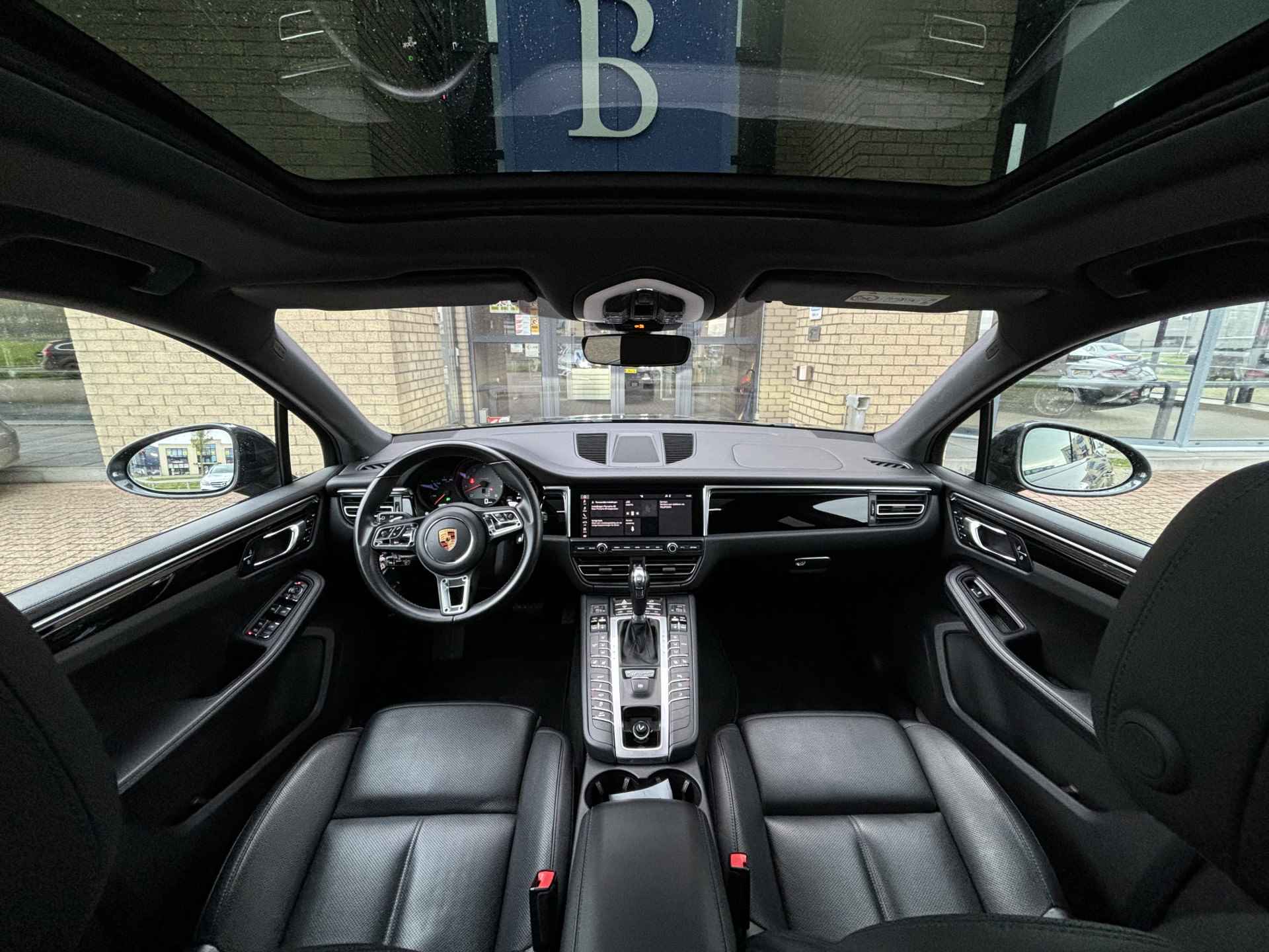 Porsche Macan 3.0 S 354 PK-PANORAMA-LUCHTVERING-STOELEN 14 VOUDIG-SURROUND VIEW-ACC-TREKHAAK-ZEER COMPLEET - 8/29