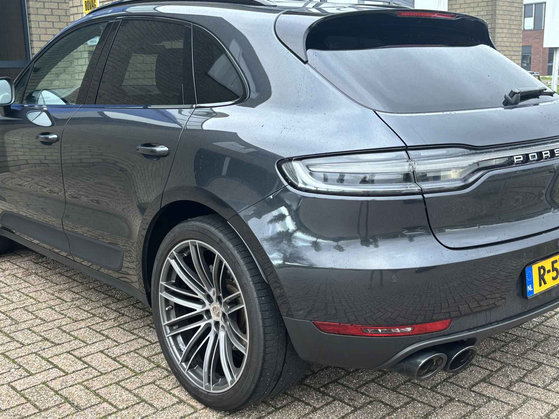 Porsche Macan 3.0 S 354 PK-PANORAMA-LUCHTVERING-STOELEN 14 VOUDIG-SURROUND VIEW-ACC-TREKHAAK-ZEER COMPLEET - 21/29