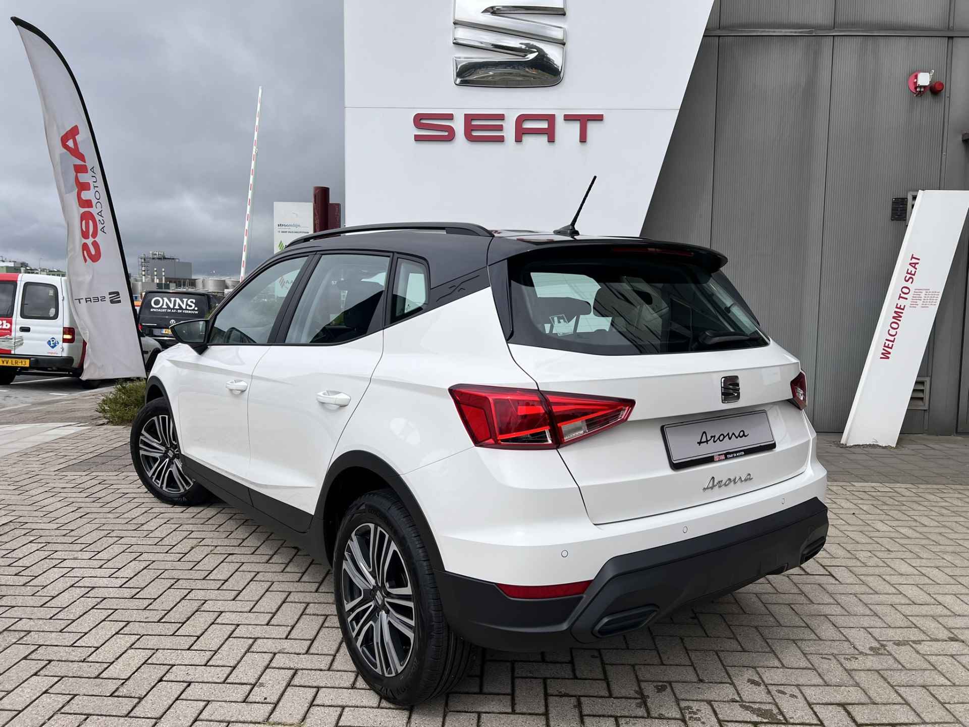 SEAT Arona 1.0 EcoTSI Style | Virtual Cockpit | 17 Inch | Apple CarPlay & Android Auto | - 2/11