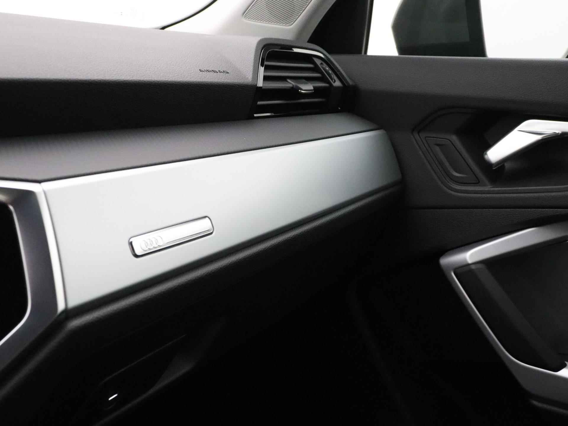 Audi Q3 35 TFSI Pro Line business | Navigatie | Cruise Control | Climate Control | LED | Carplay - 28/34