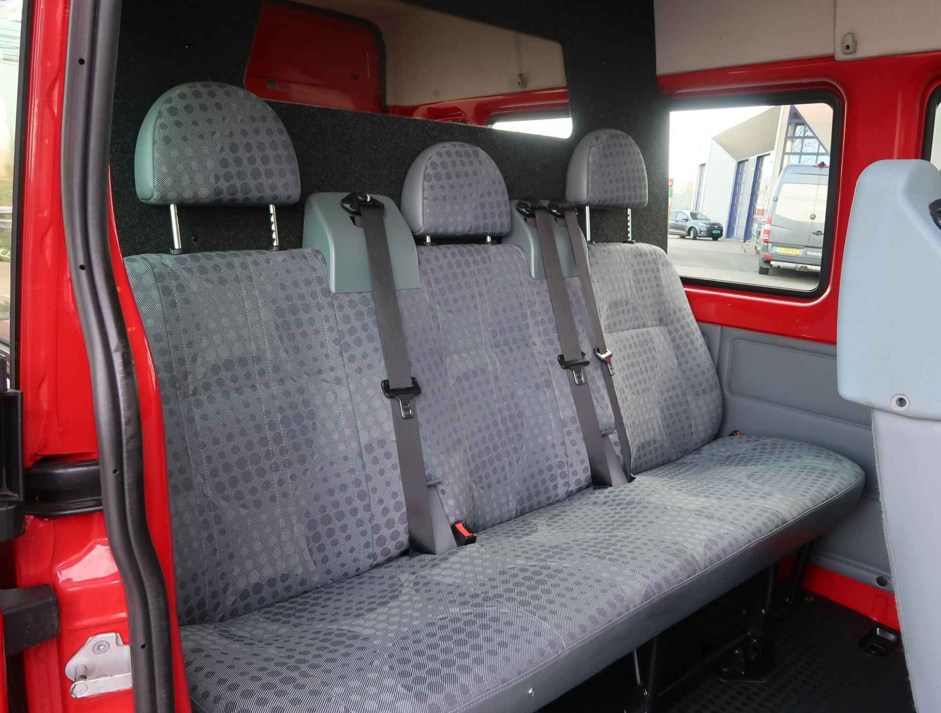 Ford Transit Kombi 300L 2.2 TDCI HD 9-PERSOONS + TREKHAAK / AIRCO / CRUISE CONTROL - 8/33