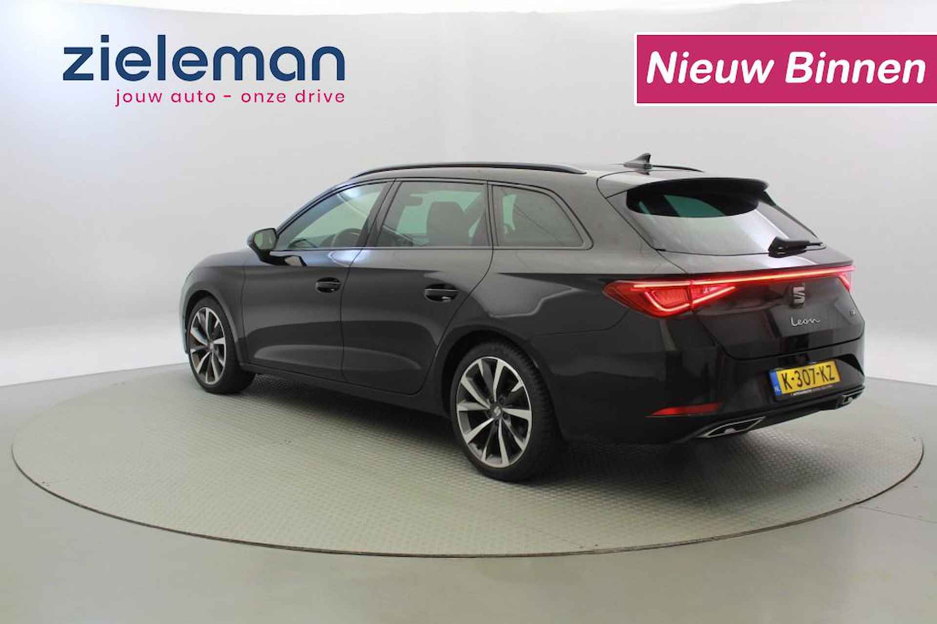 SEAT Leon ST 1.5 TSI FR Launch Edition - Carplay, Camera - 3/34