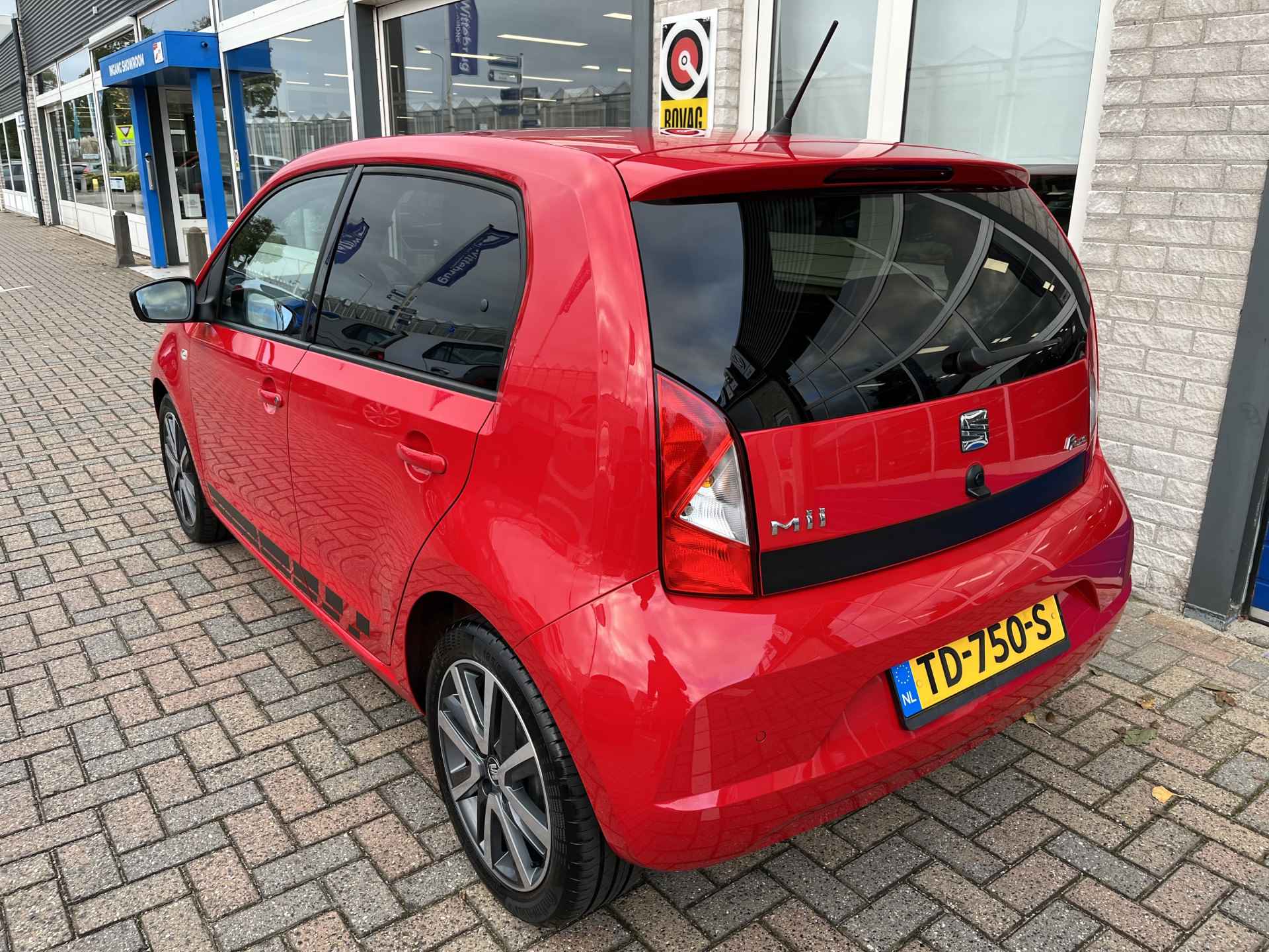 SEAT Mii 1.0 FR Intense / CRUISE/ BLUETOOTH/ PARK. SENSOREN/ CLIMA/ ELEKTR. SPIEGELS/ 16"LMV - 6/37