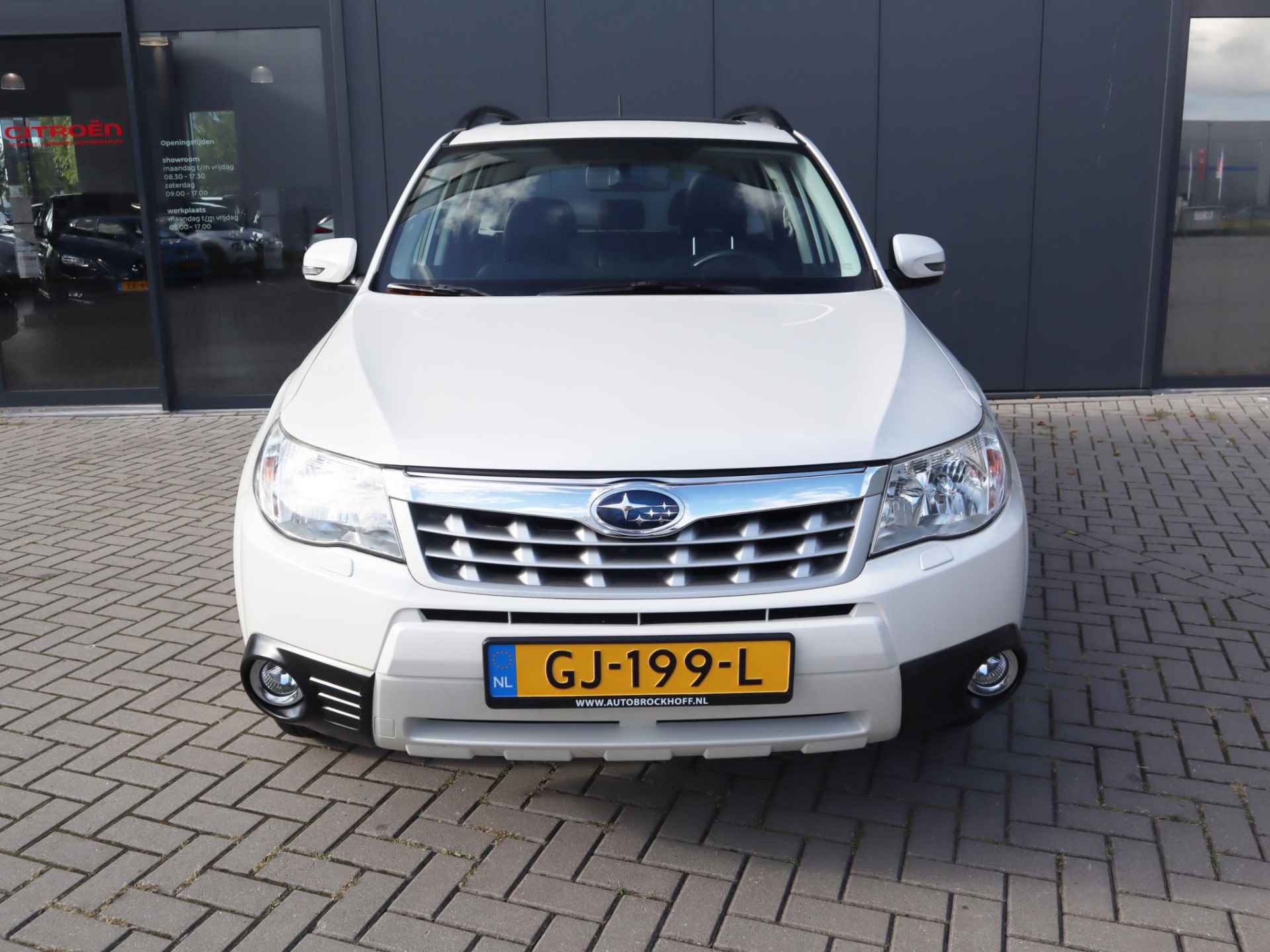 Subaru Forester 2.0 XS Premium Plus 4WD | Automaat | LEDER | Cruise | Climate | Camera | Navi | Bluetooth | Stoelverwarming | Panoramadak | Trekhaak - 2/34