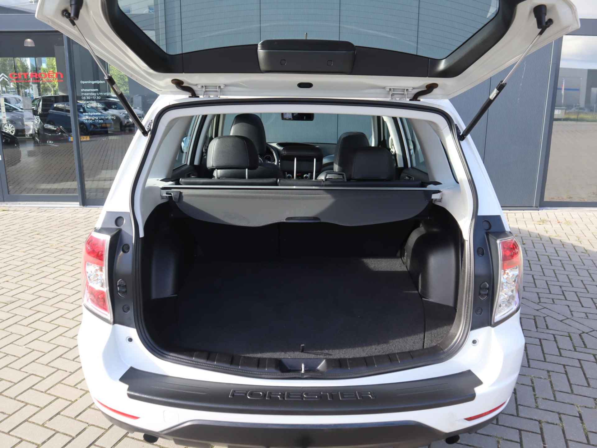 Subaru Forester 2.0 XS Premium Plus 4WD | Automaat | LEDER | Cruise | Climate | Camera | Navi | Bluetooth | Stoelverwarming | Panoramadak | Trekhaak - 8/34