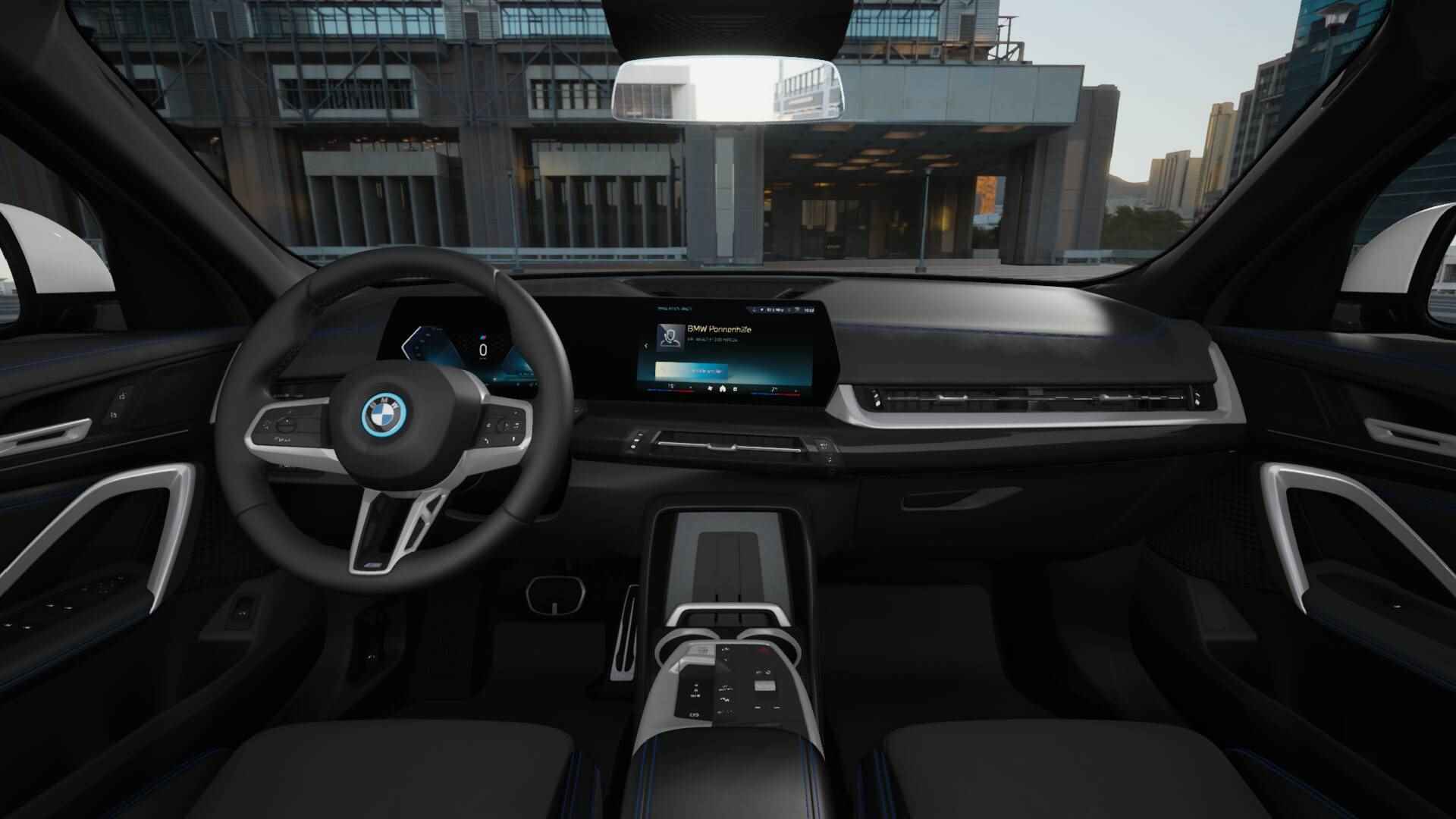 BMW iX2 eDrive20 M Sport 67kWh / Sportstoelen / Adaptieve LED / M Adaptief onderstel / Parking Assistant / Comfort Access - 7/11