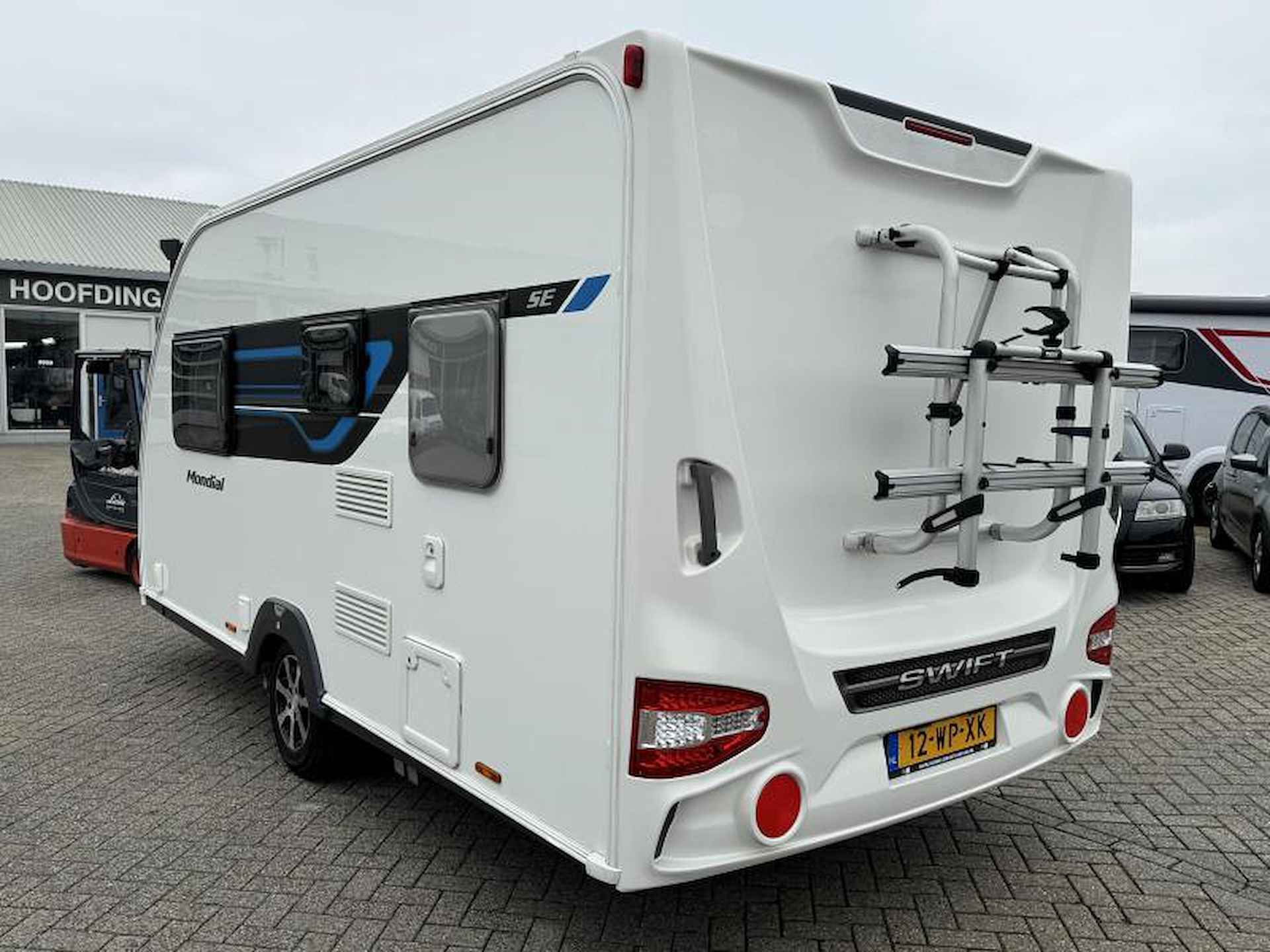 Swift Mondial 420 SE LUIFEL - MOVER - VOORTENT - 7/24