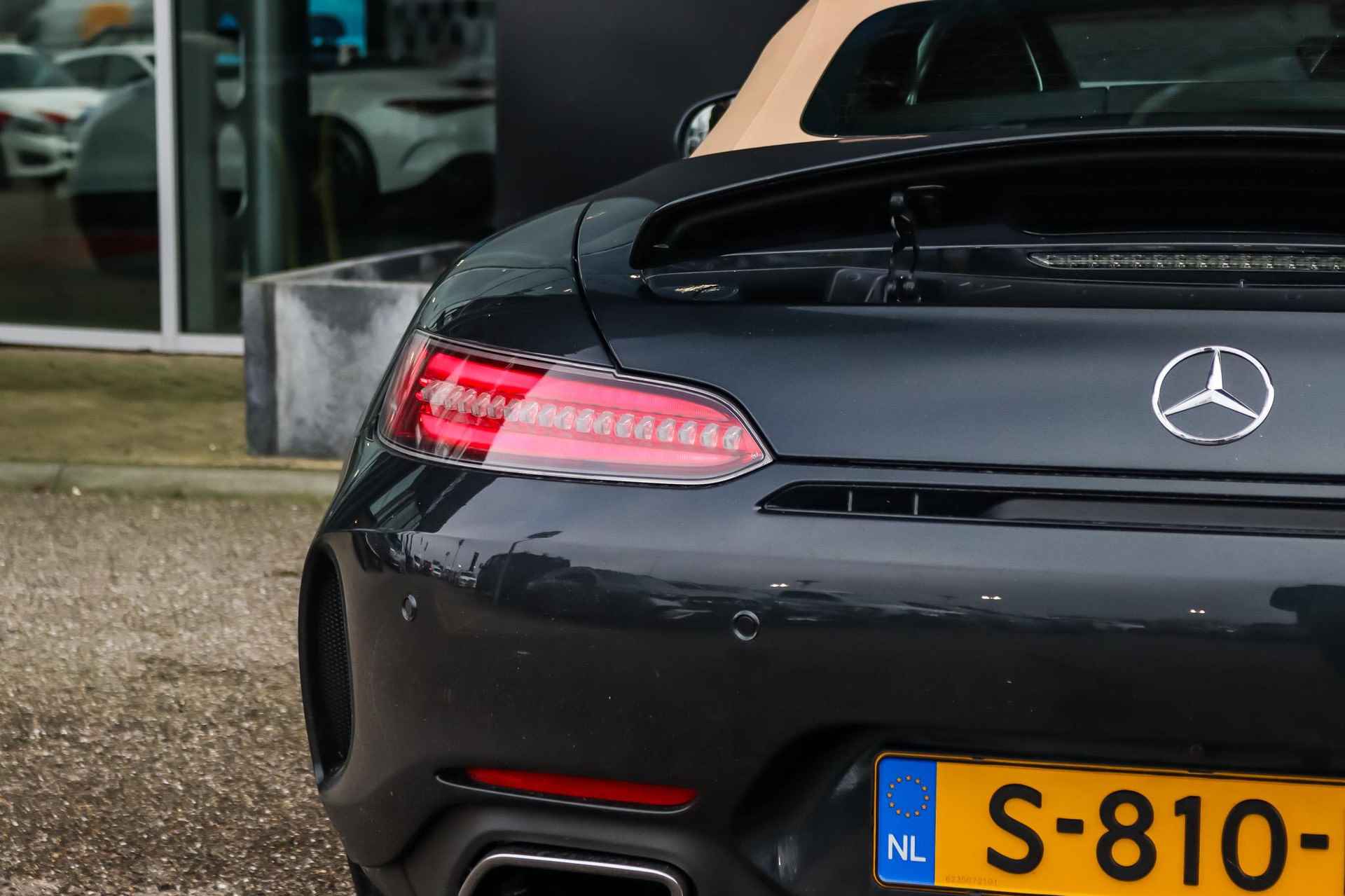 Mercedes-Benz AMG GT GT C Automaat Roadster | Keramische remmen l Designo | Burmester Audio | AMG Interieurpakket | LED | Comand Online | AMG Performance Uitlaat - 5/41