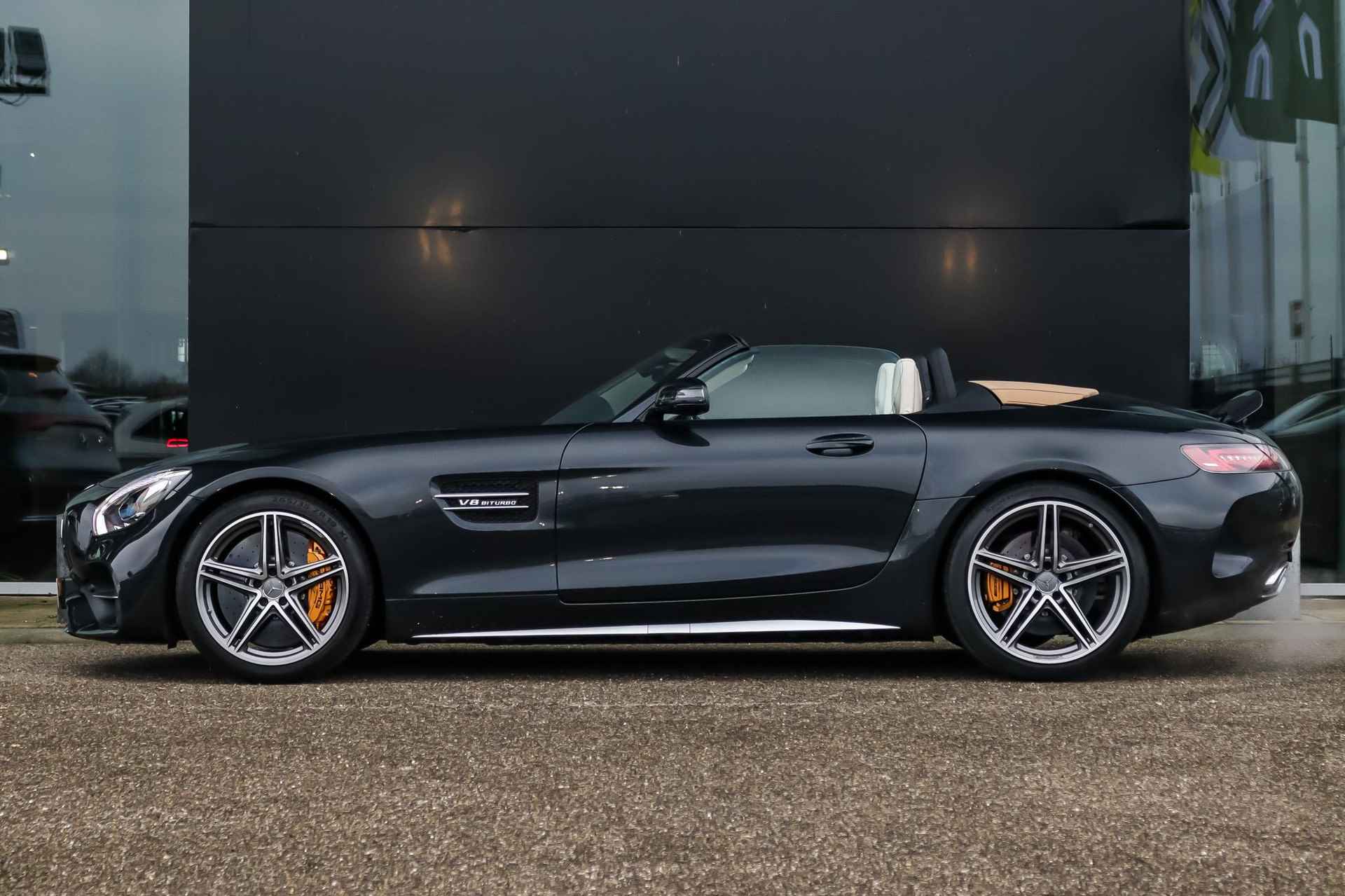 Mercedes-Benz AMG GT GT C Automaat Roadster | Keramische remmen l Designo | Burmester Audio | AMG Interieurpakket | LED | Comand Online | AMG Performance Uitlaat - 7/41