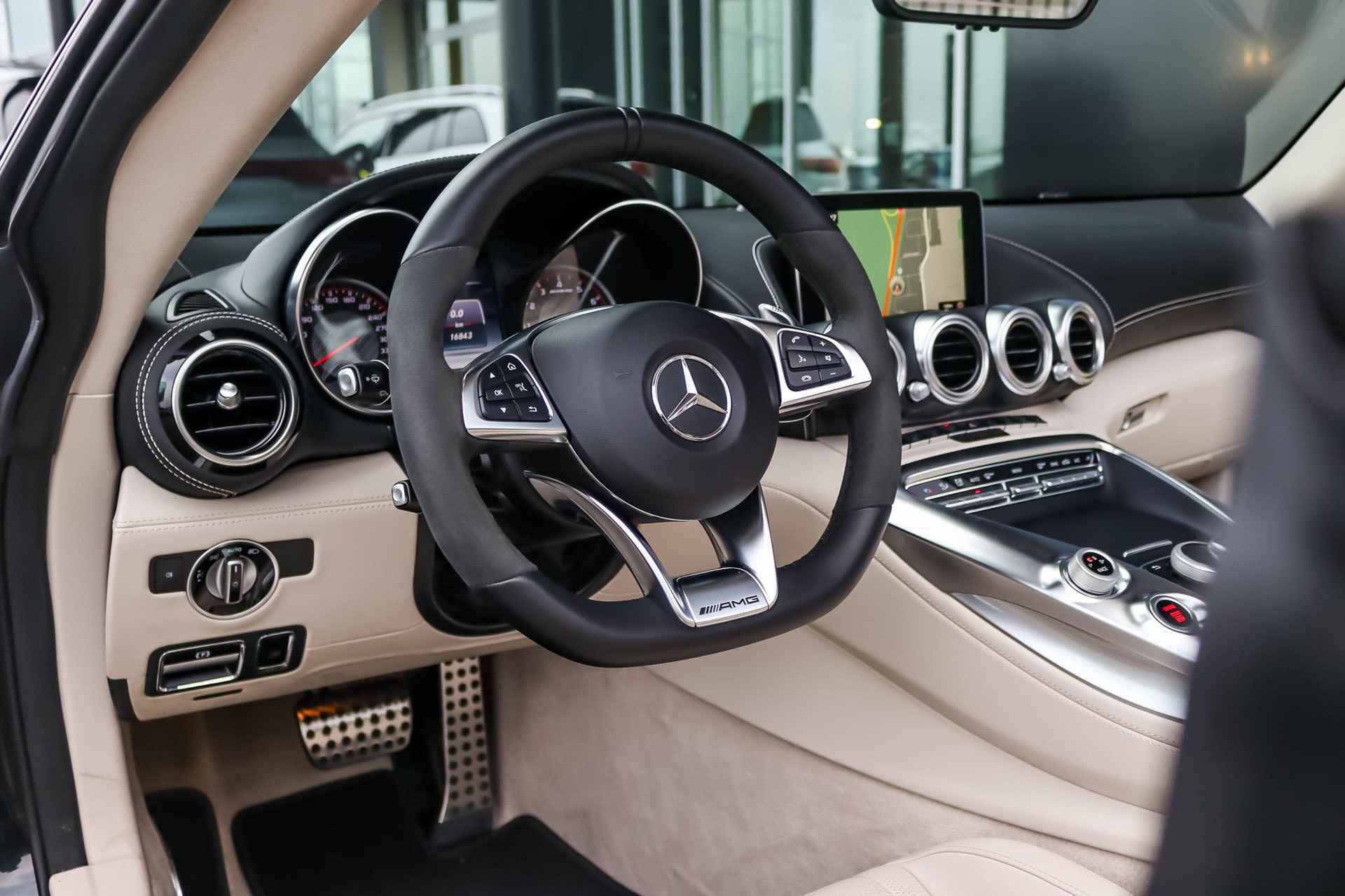 Mercedes-Benz AMG GT GT C Automaat Roadster | Keramische remmen l Designo | Burmester Audio | AMG Interieurpakket | LED | Comand Online | AMG Performance Uitlaat - 24/41