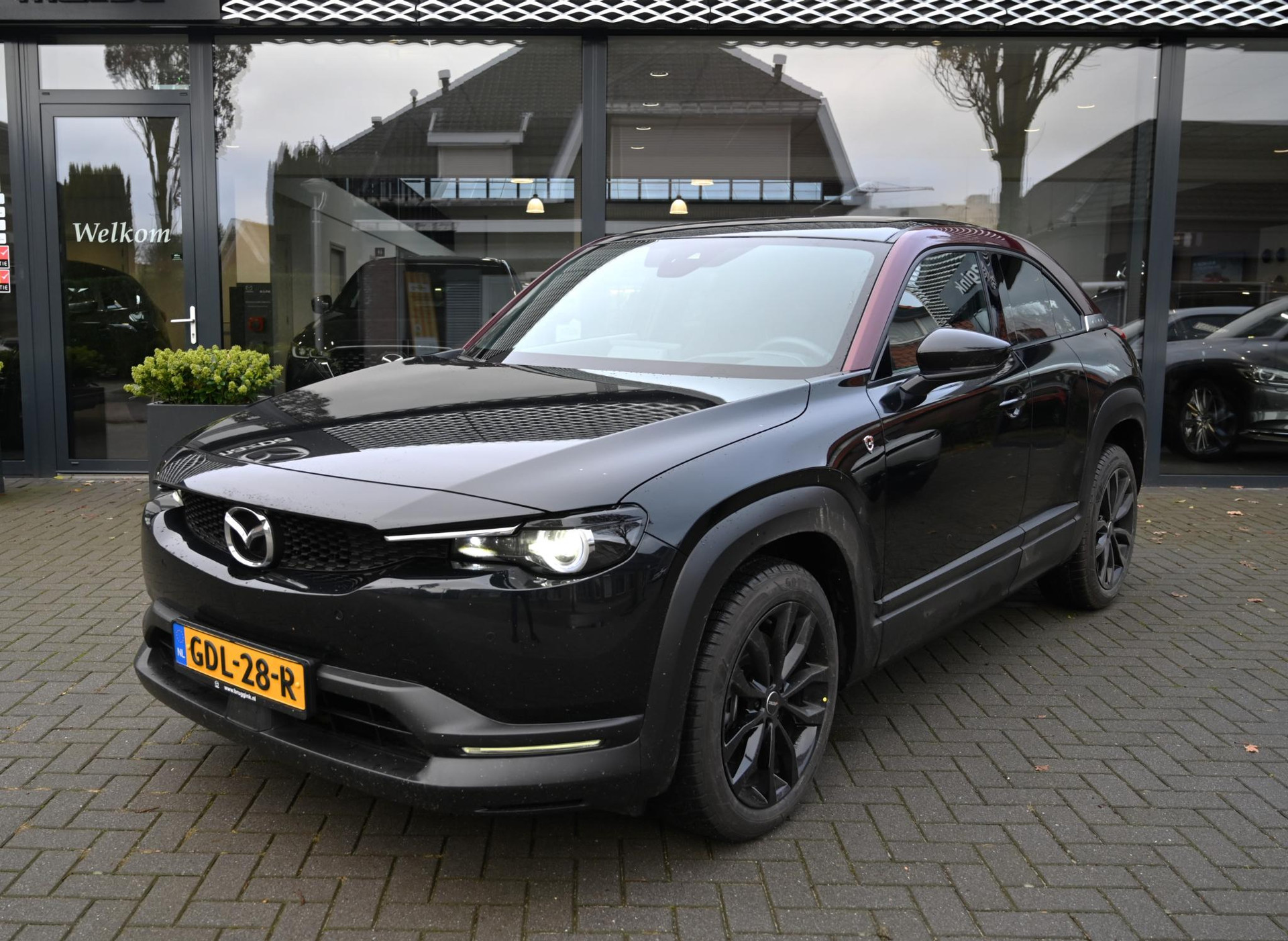 Mazda MX-30 e-SkyActiv R-EV 170 automaat Edition R *Dealeronderhouden* NET BINNEN!*