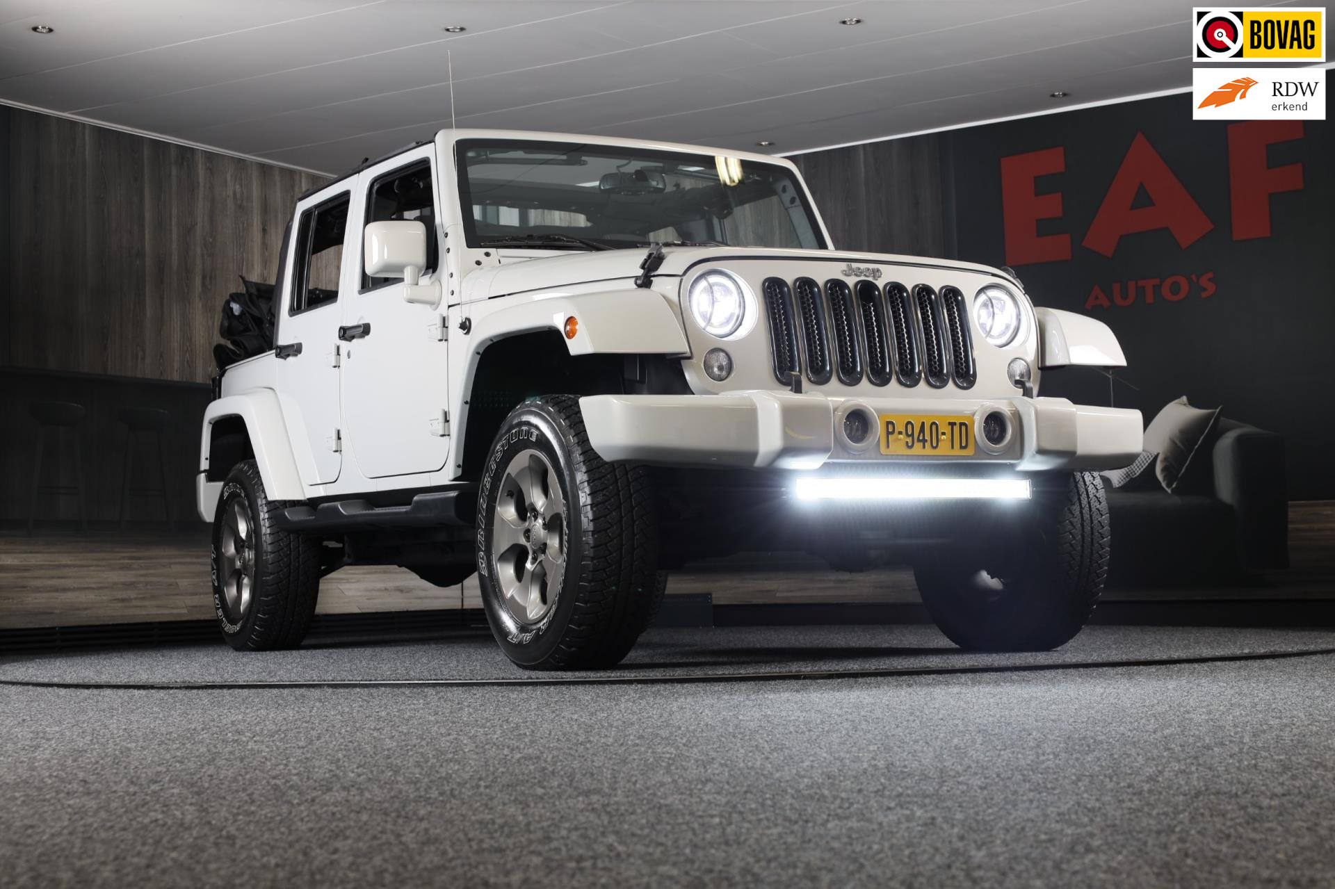 Jeep Wrangler Unlimited CABRIO 3.6 Sahara / 6 Bak / Airco / Navi / Camera / Elek Pakket / Cruise Control / Led / Trekhaak / 18 Inc