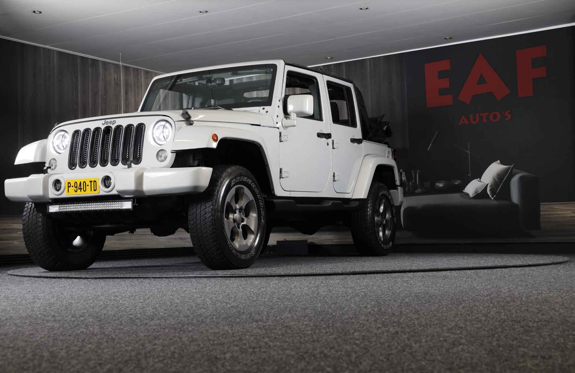 Jeep Wrangler Unlimited CABRIO 3.6 Sahara / 6 Bak / Airco / Navi / Camera / Elek Pakket / Cruise Control / Led / Trekhaak / 18 Inc - 5/46