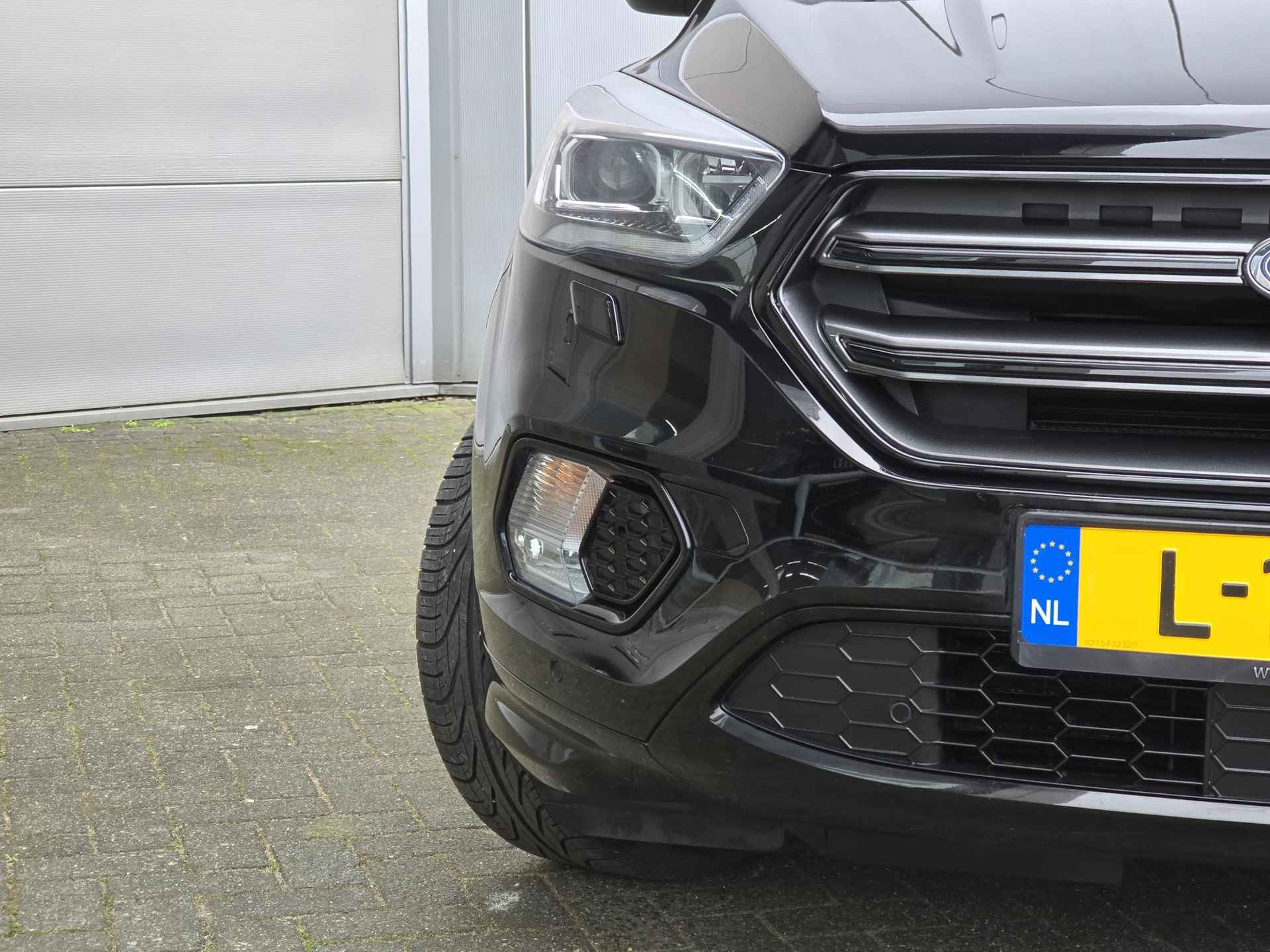 Ford Kuga 1.5 EcoBoost ST Line - 52/61