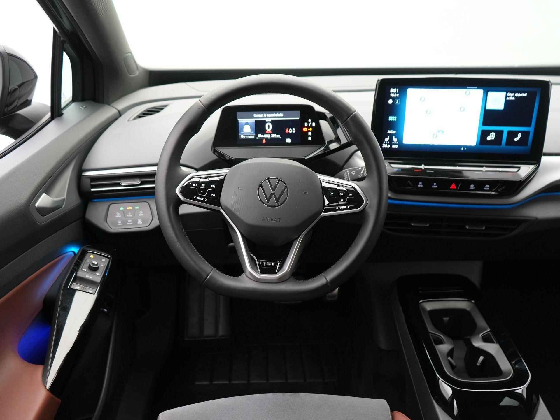 Volkswagen ID.4 First Max 77 kWh / Elek. Trekhaak / HUD / 360 Camera / IQ-Light - 13/70