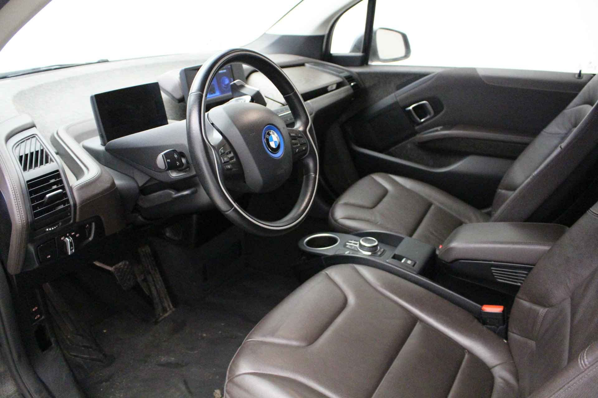 BMW i3 120Ah 42 kWh| Leder | Navi | Subsidie mogelijk | 2 jaar BMW Garantie - 6/22