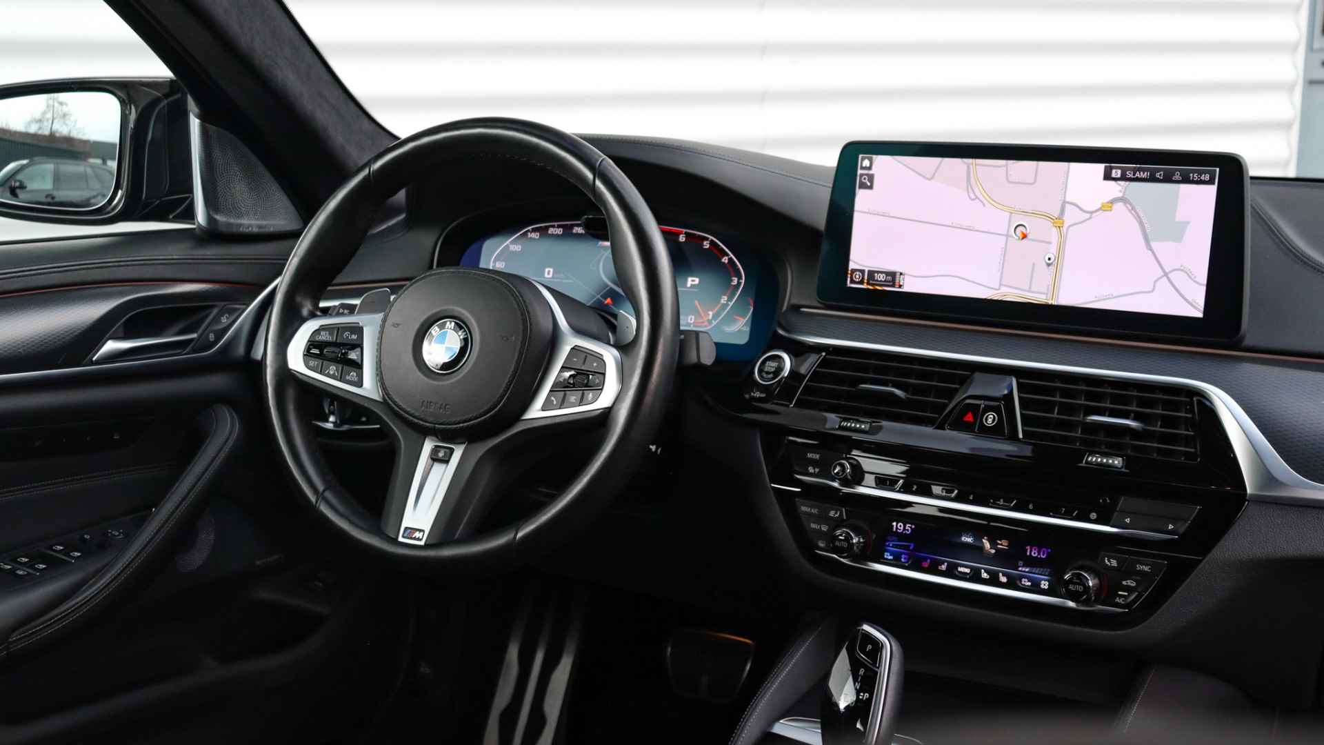 BMW 5 Serie M550i xDrive High Executive | Massage | Bowers & Wilkins | Schuifdak | Laserlight | Standkachel | Head-up | Stoelventilatie - 13/38