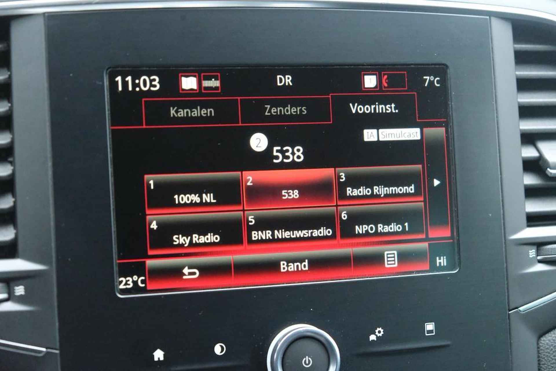 Renault Mégane 1.3 TCe 115pk Estate Limited | Navi | Climate | Cruise | PDC | Trekhaak - 13/26