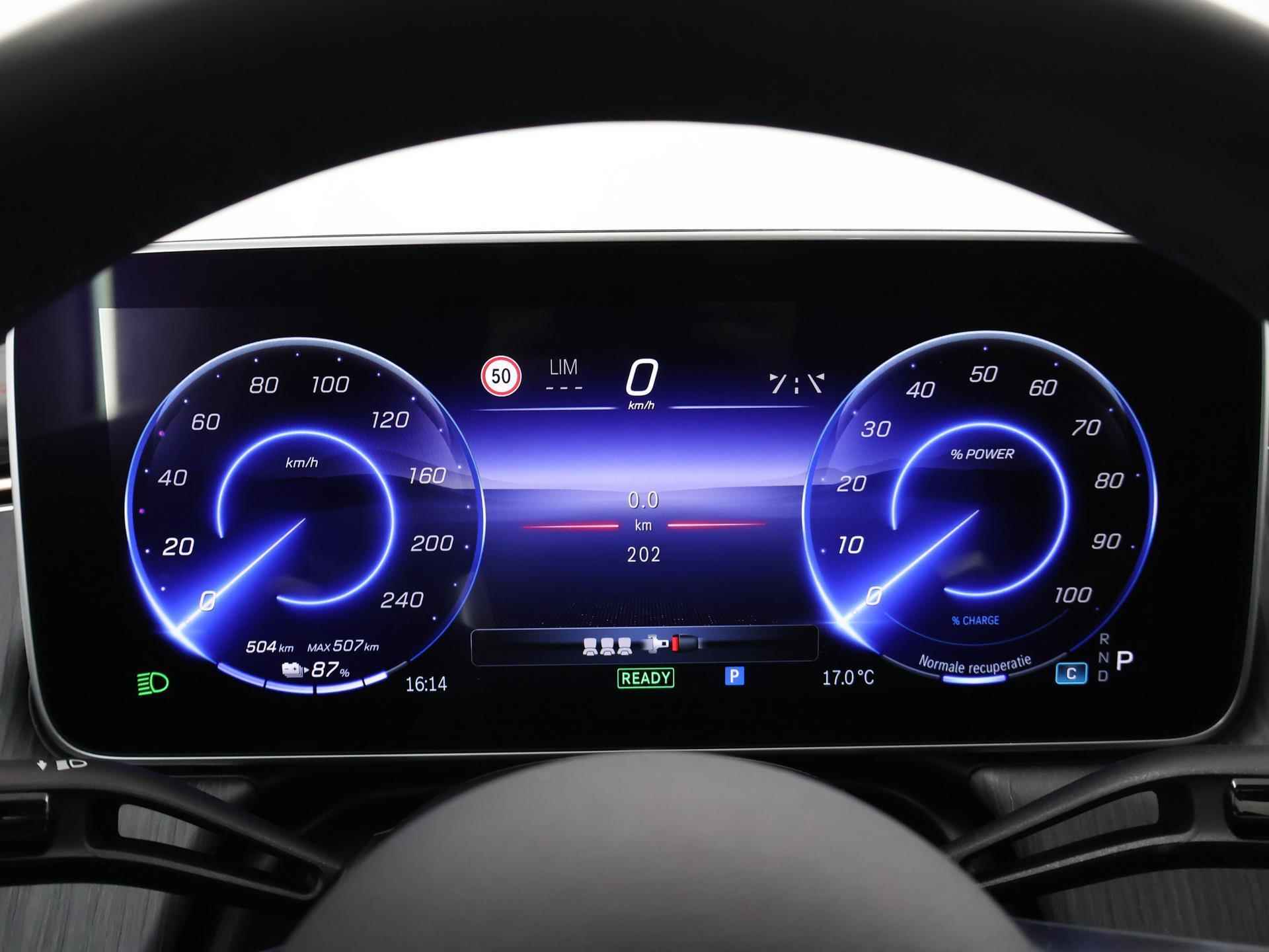Mercedes-Benz EQE 300 AMG Line | Panorama-schuifdak | Rij-Assist | Memory Zetels | Sfeerverlichting | Burmester3D | Apple Carplay/Android Auto - 13/43