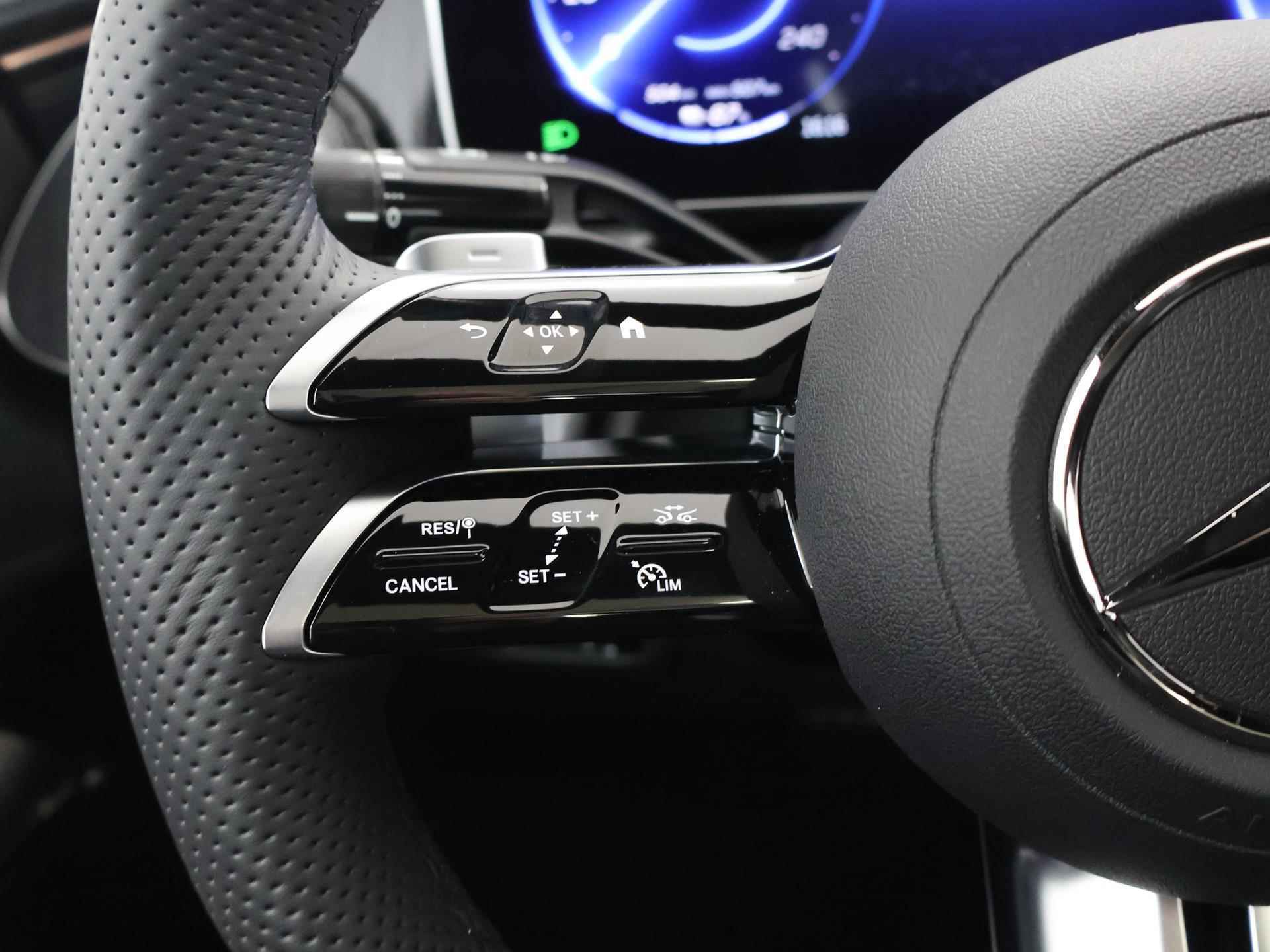 Mercedes-Benz EQE 300 AMG Line | Panorama-schuifdak | Rij-Assist | Memory Zetels | Sfeerverlichting | Burmester3D | Apple Carplay/Android Auto - 31/43