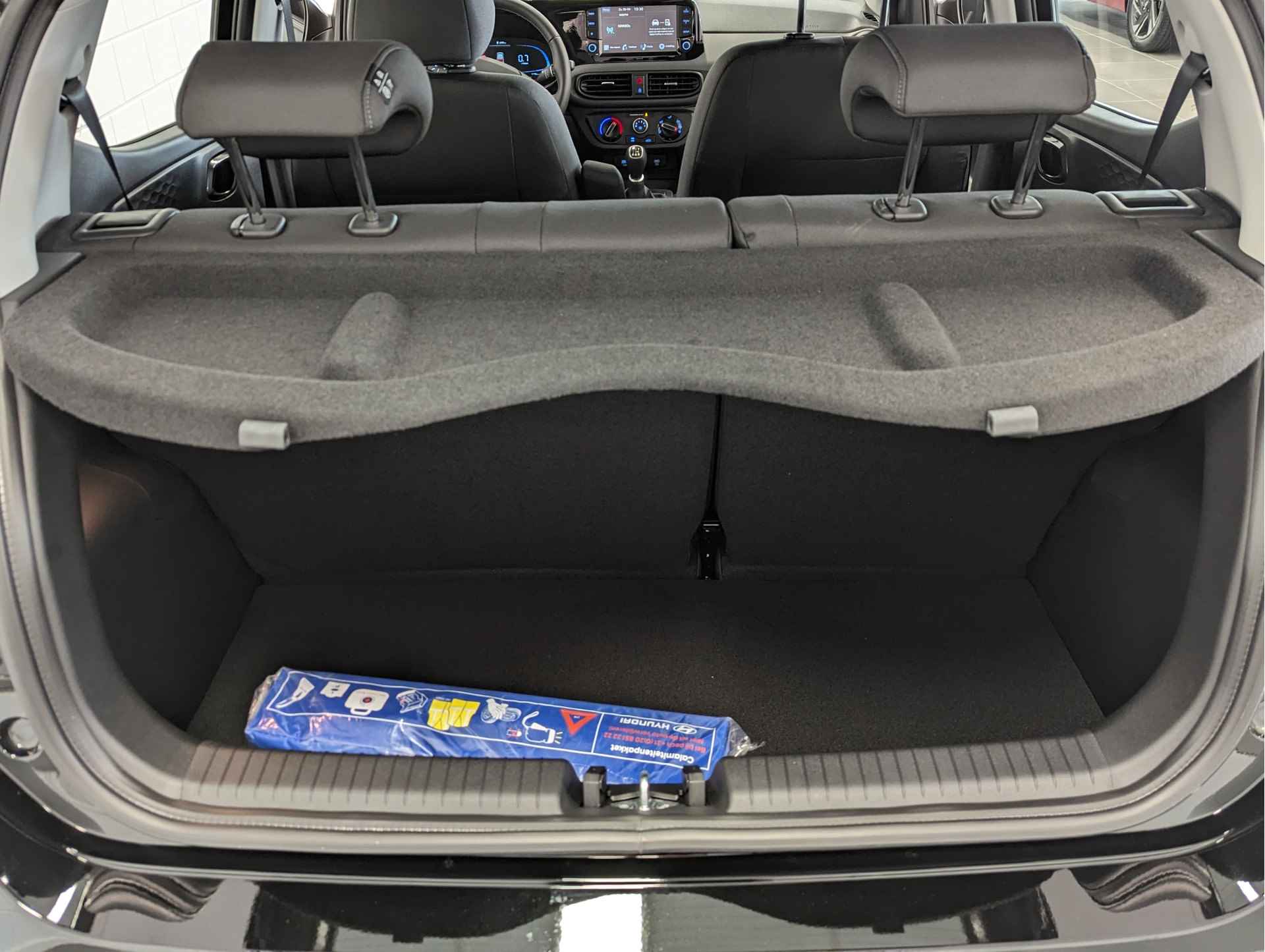 Hyundai i10 1.0 Comfort APPLE / ANDROID NAVIGATIE | AIRCO | BESCHIKBAAR VANAF 04-07-2024 - 32/38