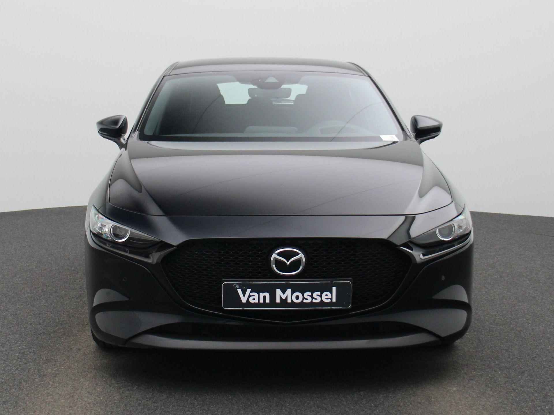 Mazda 3 2.0 e-SkyActiv-X M Hybrid 186 Comfort | Navigatie | Climate control | Parkeer sensoren | DAB | Stoel/Stuur verwarming | Camera | LMV | Adaptive cruise control - 4/38